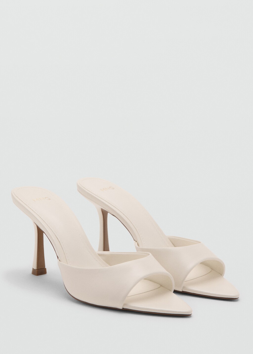 Pointed-heel sandals - image 5
