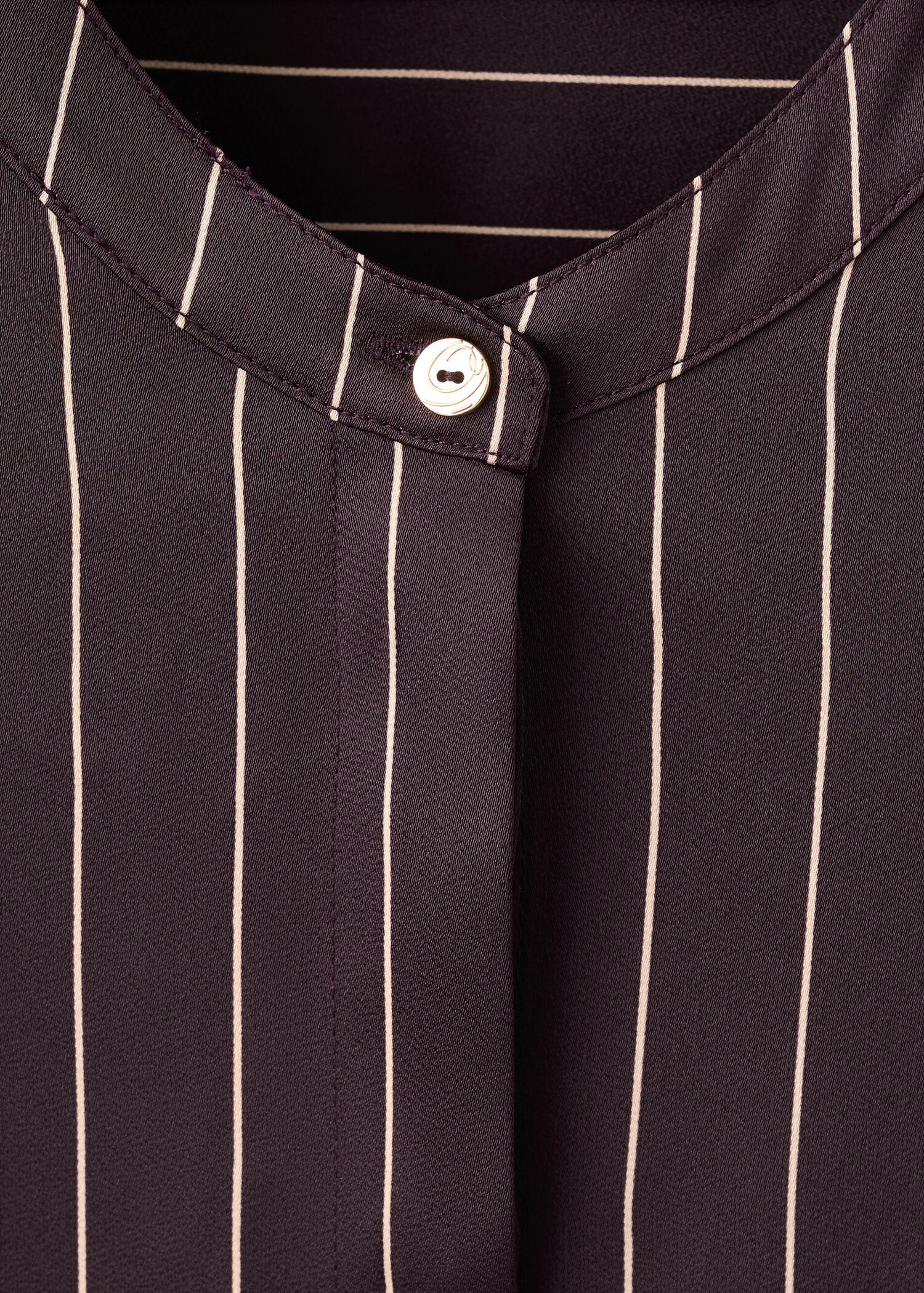 Satin print shirt - Details of the article 8