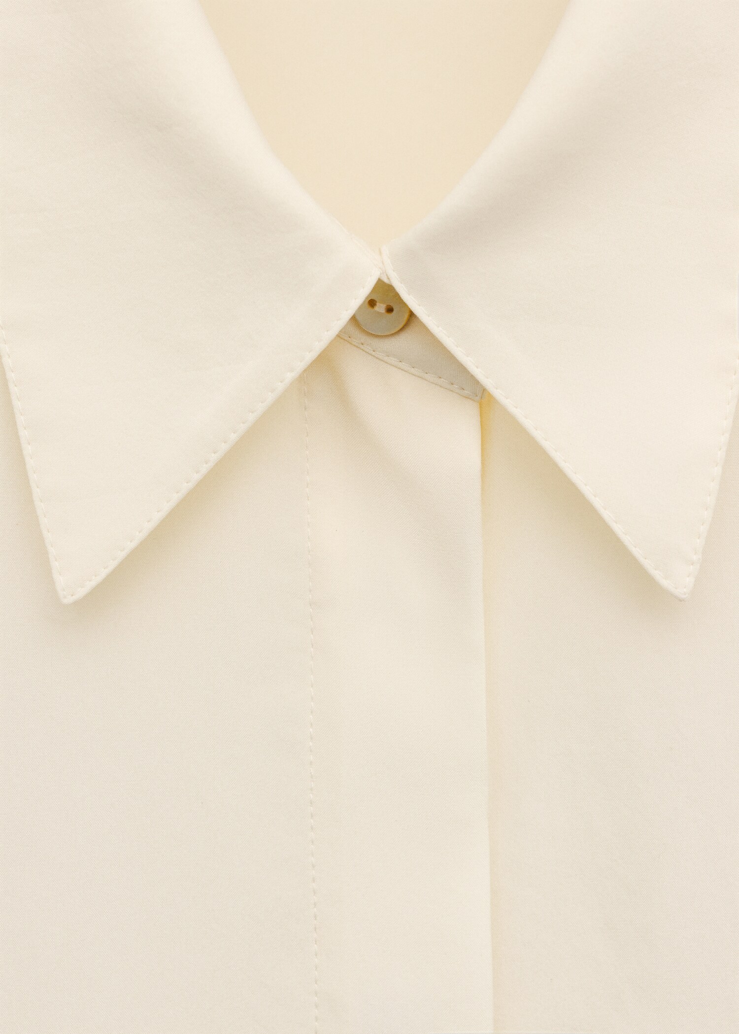 100% silk blouse with hidden buttons - Details of the article 8