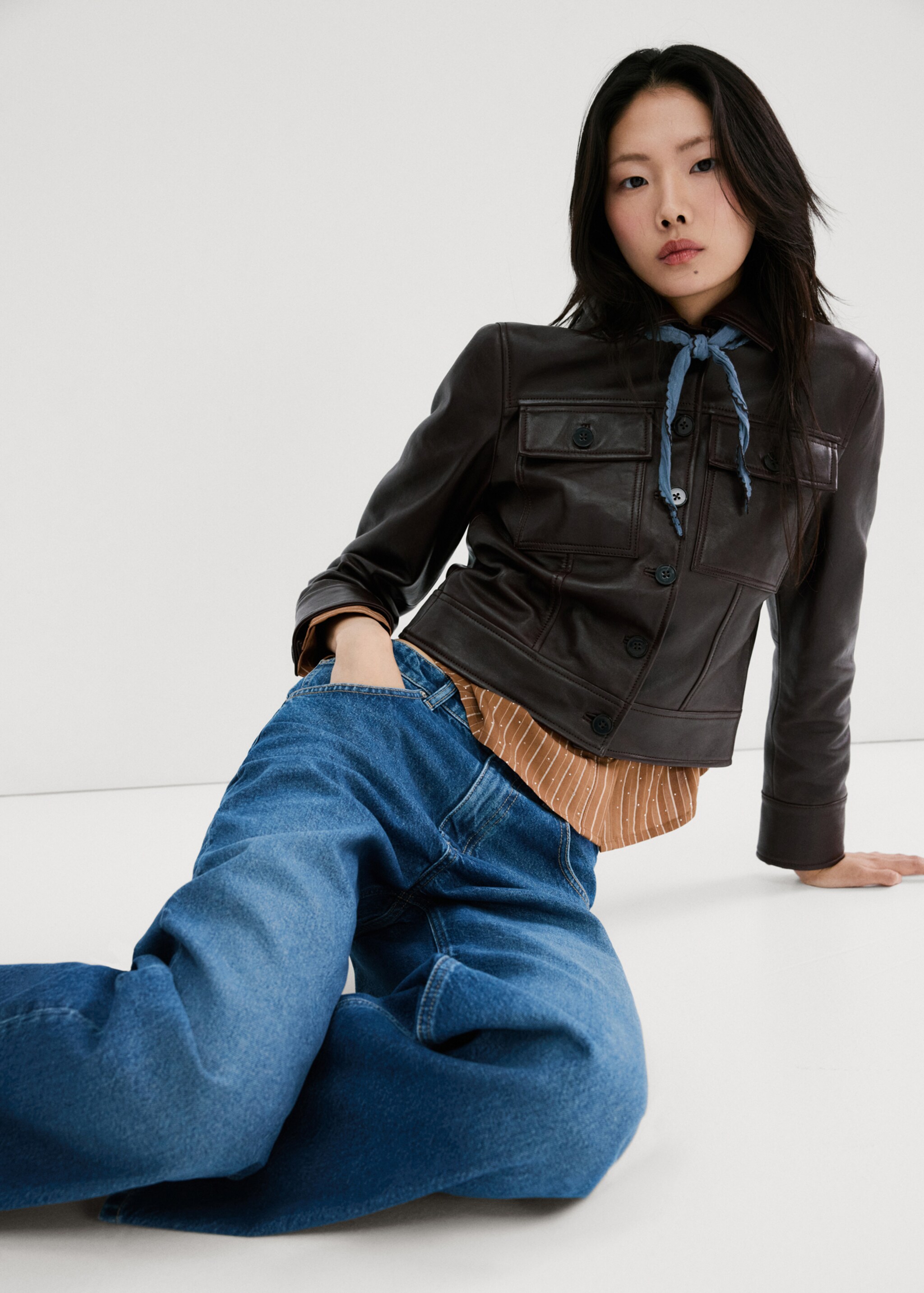 Jeans wide leg tiro bajo - Detalle del artículo 2, Azul oscuro. Ref: 27064098-00.