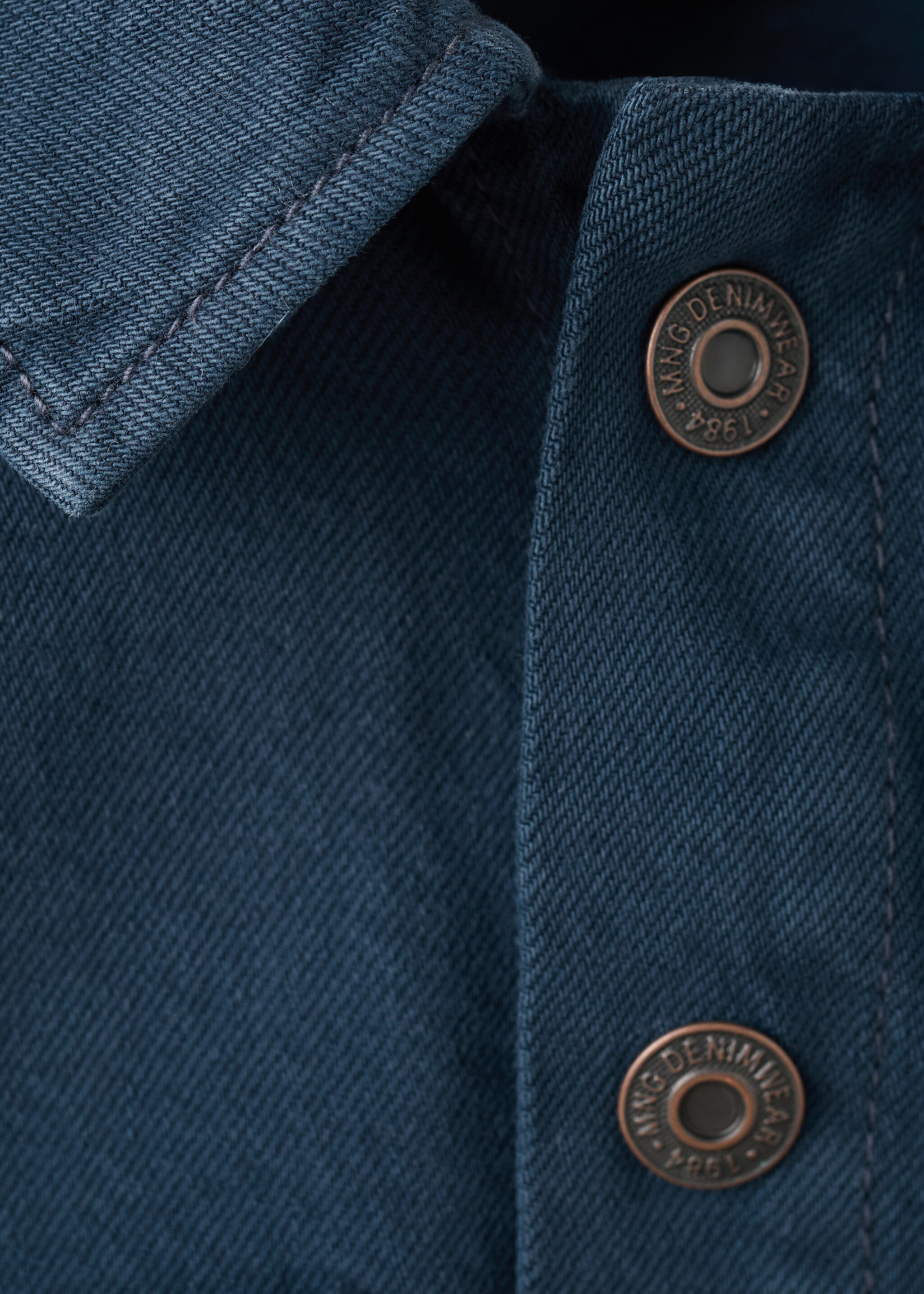 Denim jacket pockets - Details of the article 0, Navy. Ref: 27064419-00.