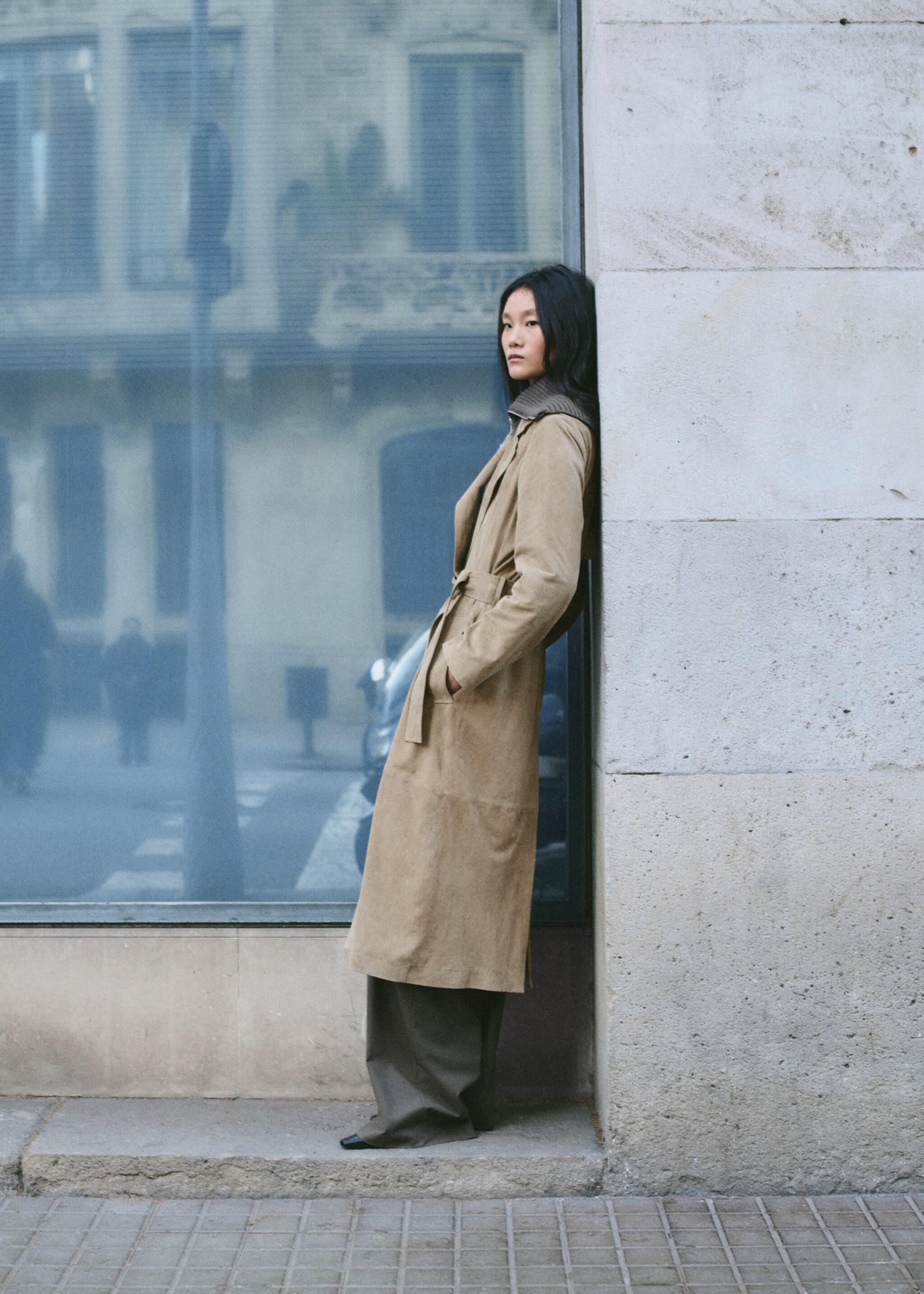 Suede trench 100% leather with belt - Details of the article 1, Medium Brown. Ref: 27064433-00.