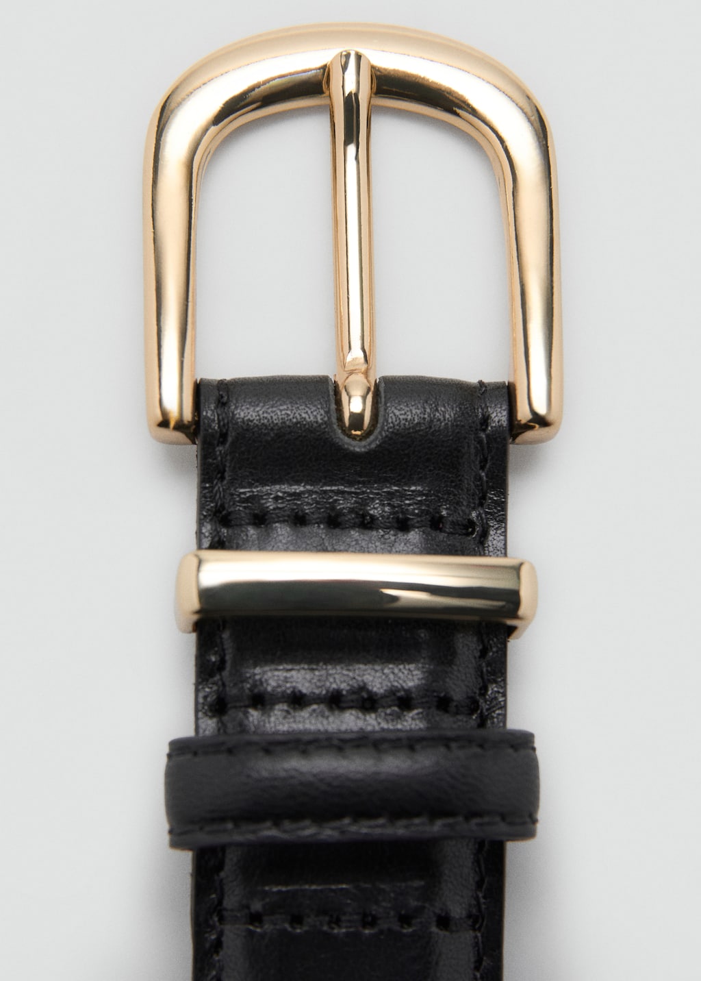 Buckle leather belt