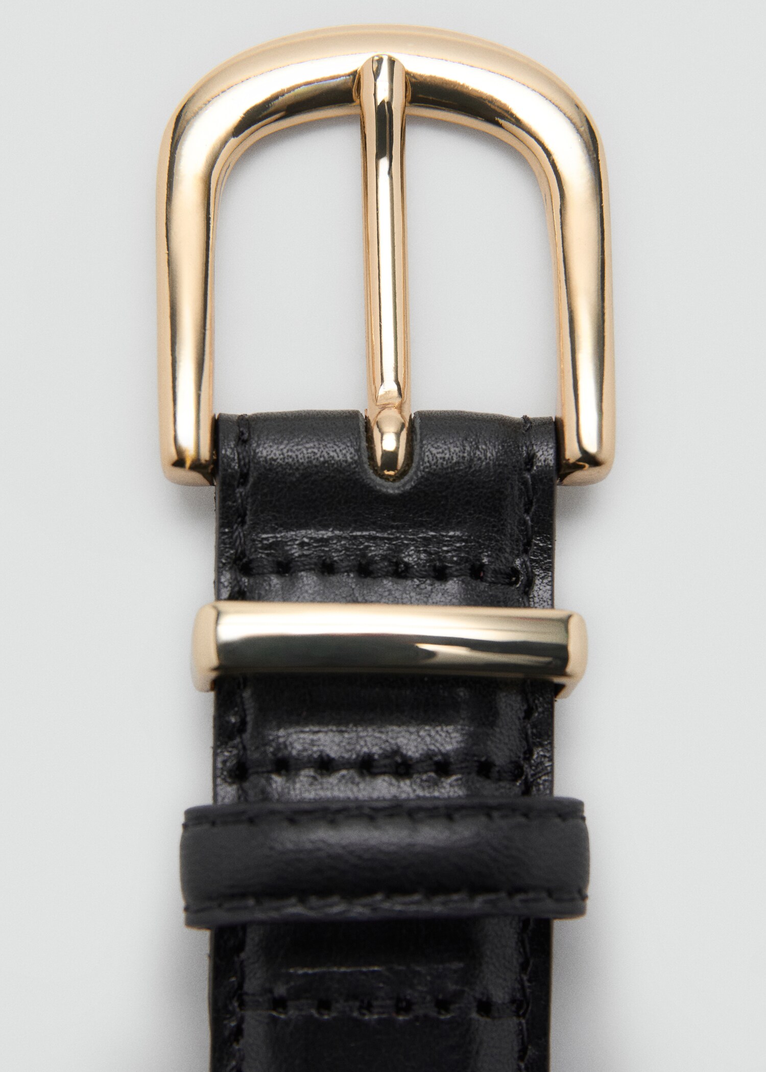 Buckle leather belt - Details of the article 1