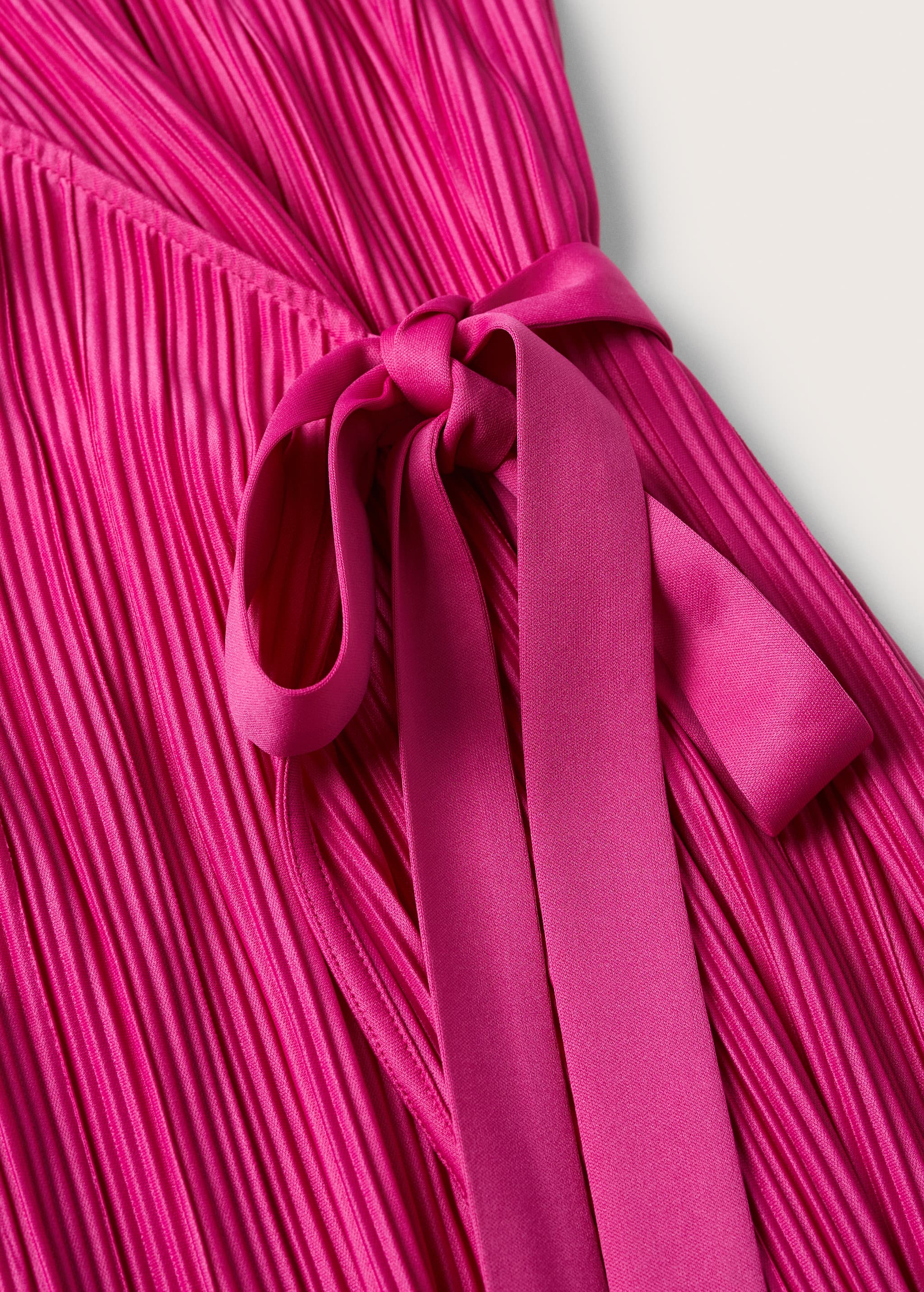 Pleated wrap dress - Details of the article 8