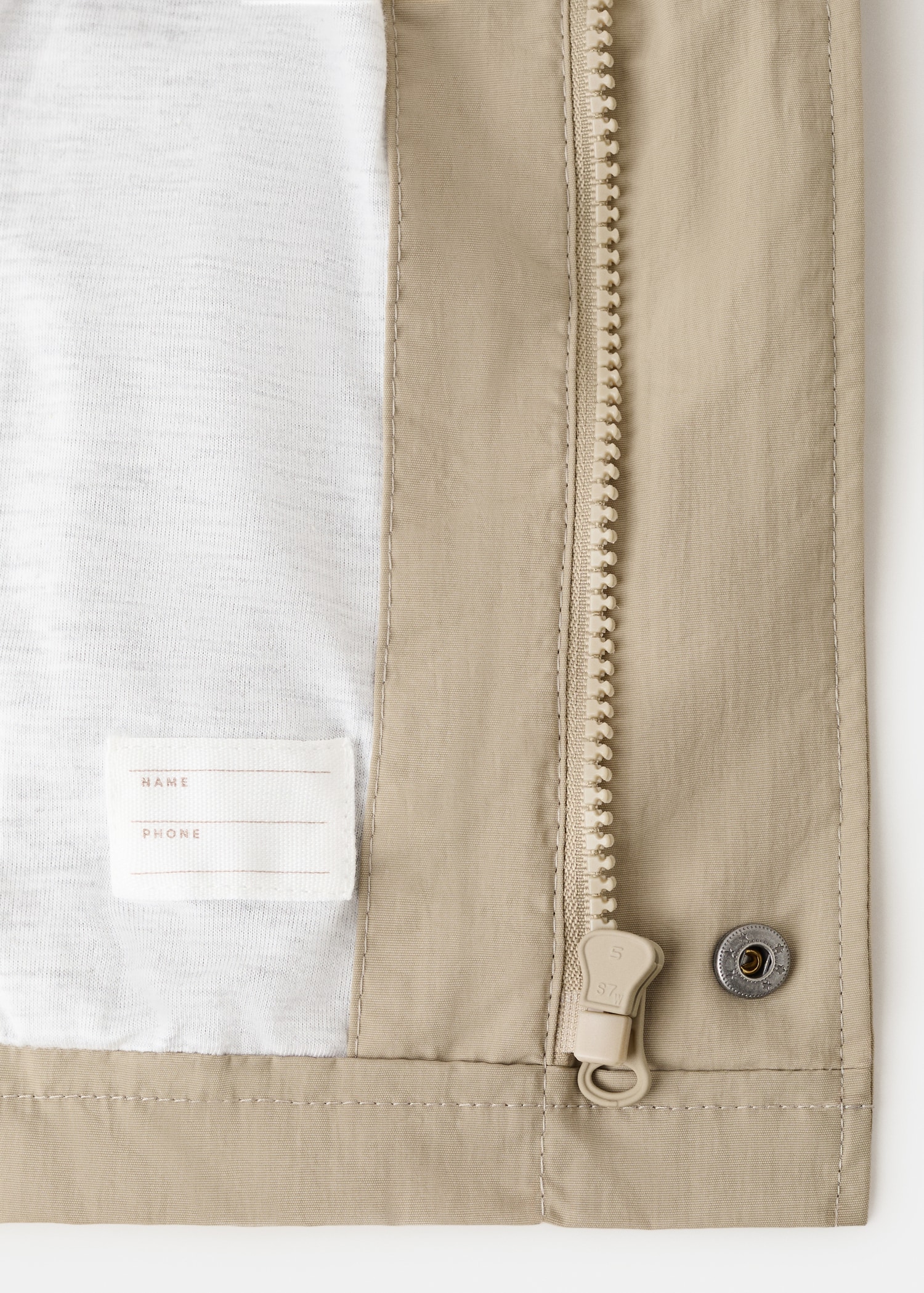 Hooded parka - Details of the article 0