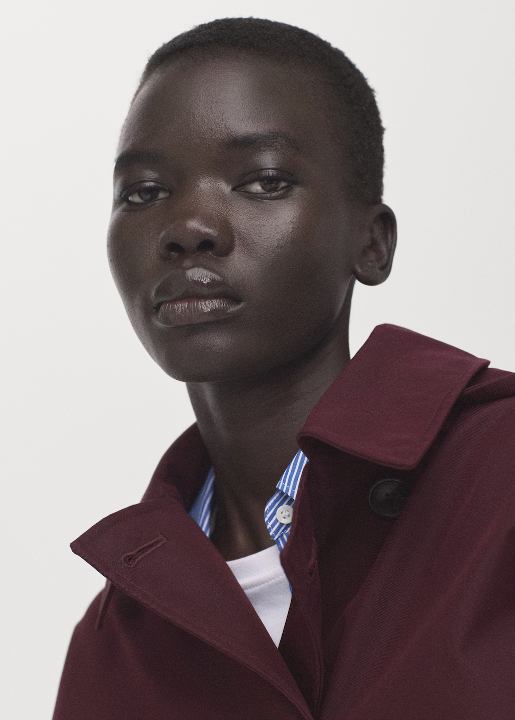 Double-breasted trench coat with hood - Women | MANGO USA