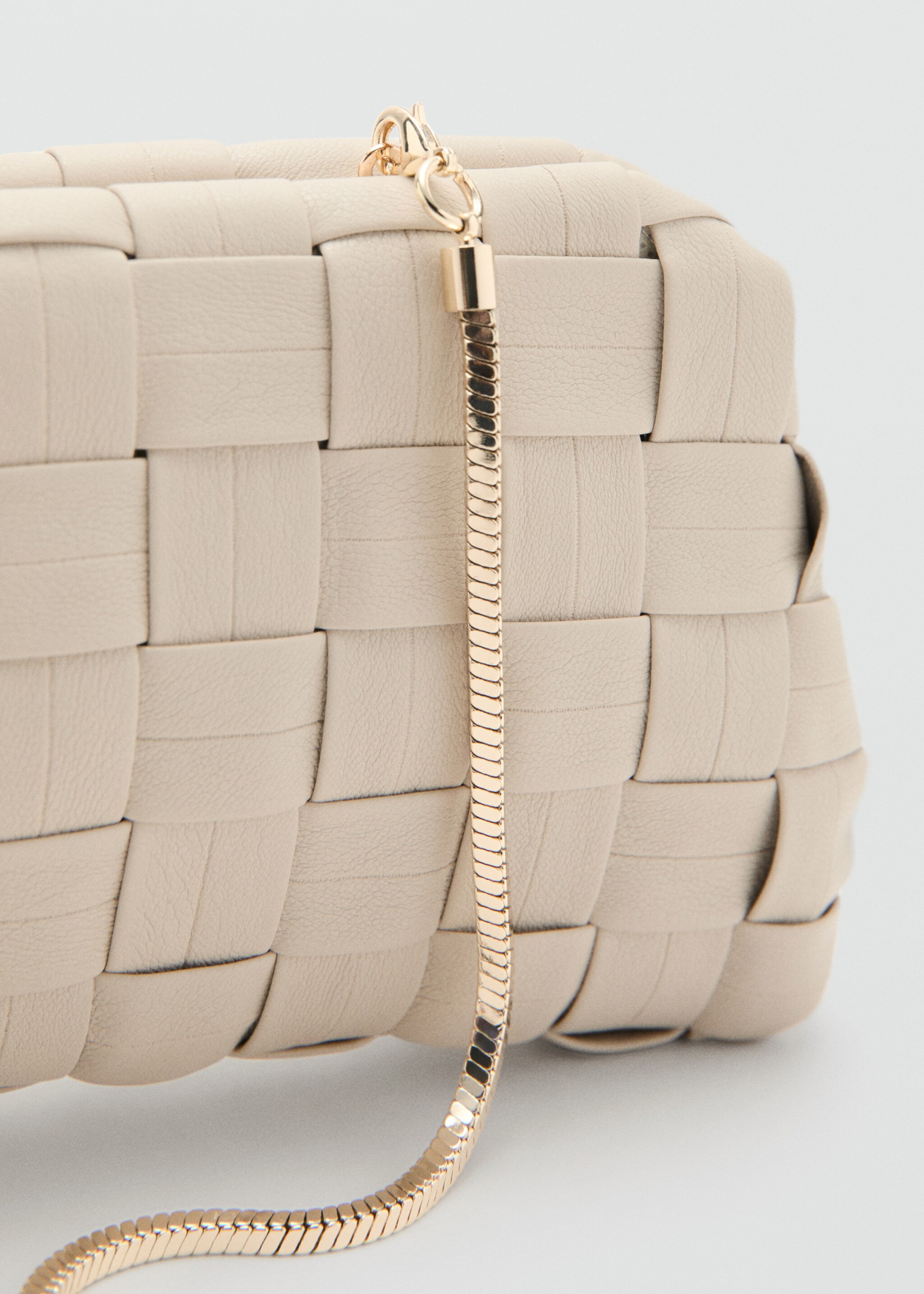 Braided handbag - Details of the article 1, Off White. Ref: 27064773-00.