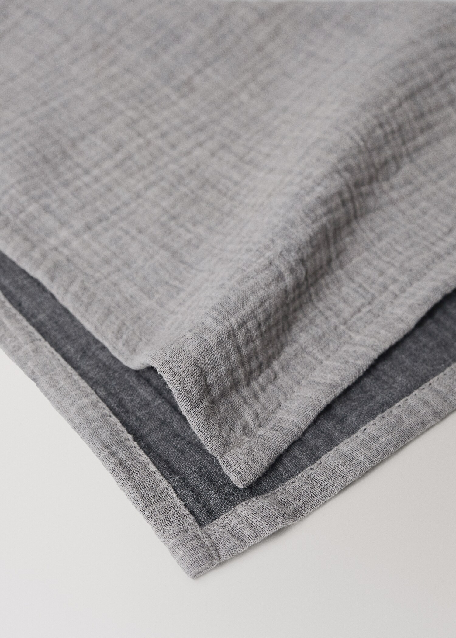 Moon baby security blanket - Details of the article 2