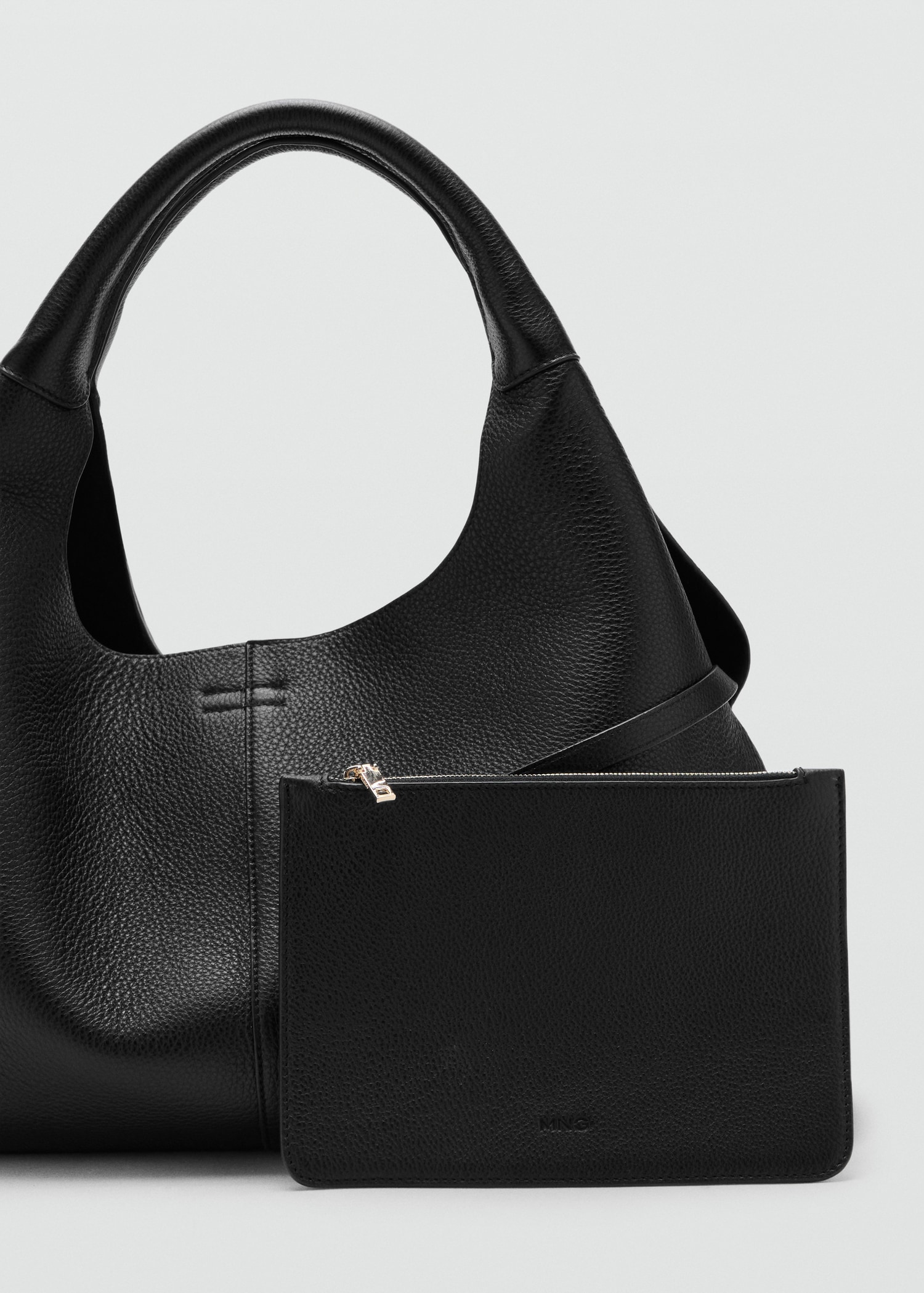 Schultertasche aus Leder mit Ziernähten - Detail des Artikels 2