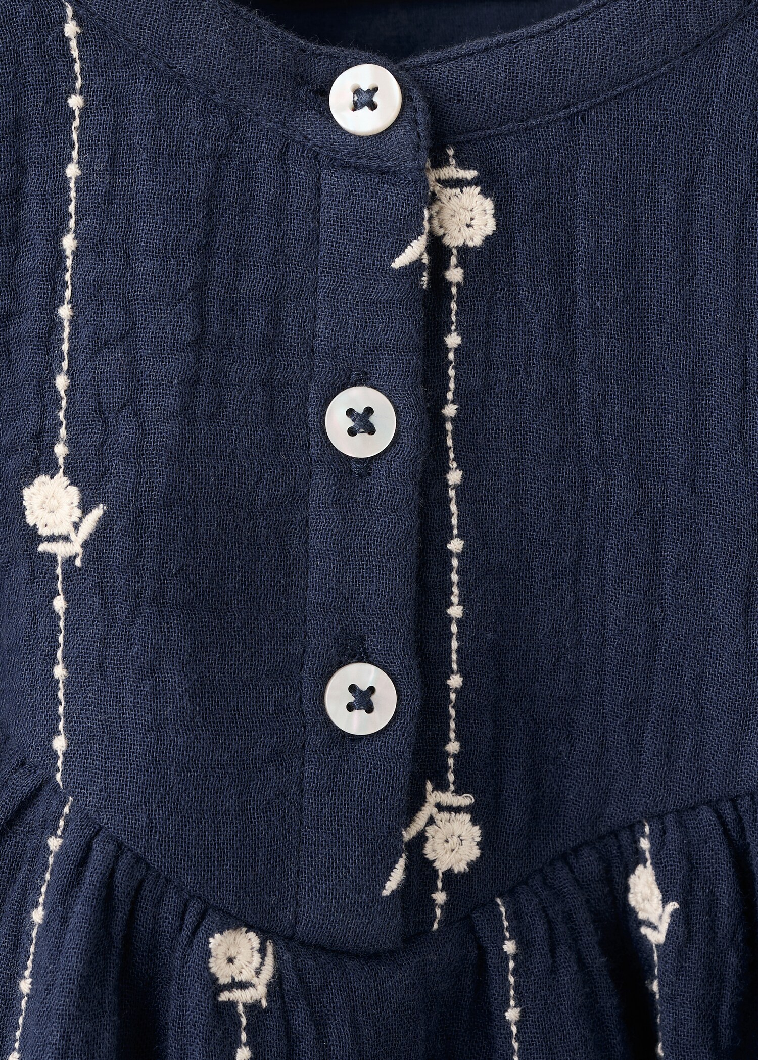 Embroidered cotton dress with floral pattern - Details of the article 8