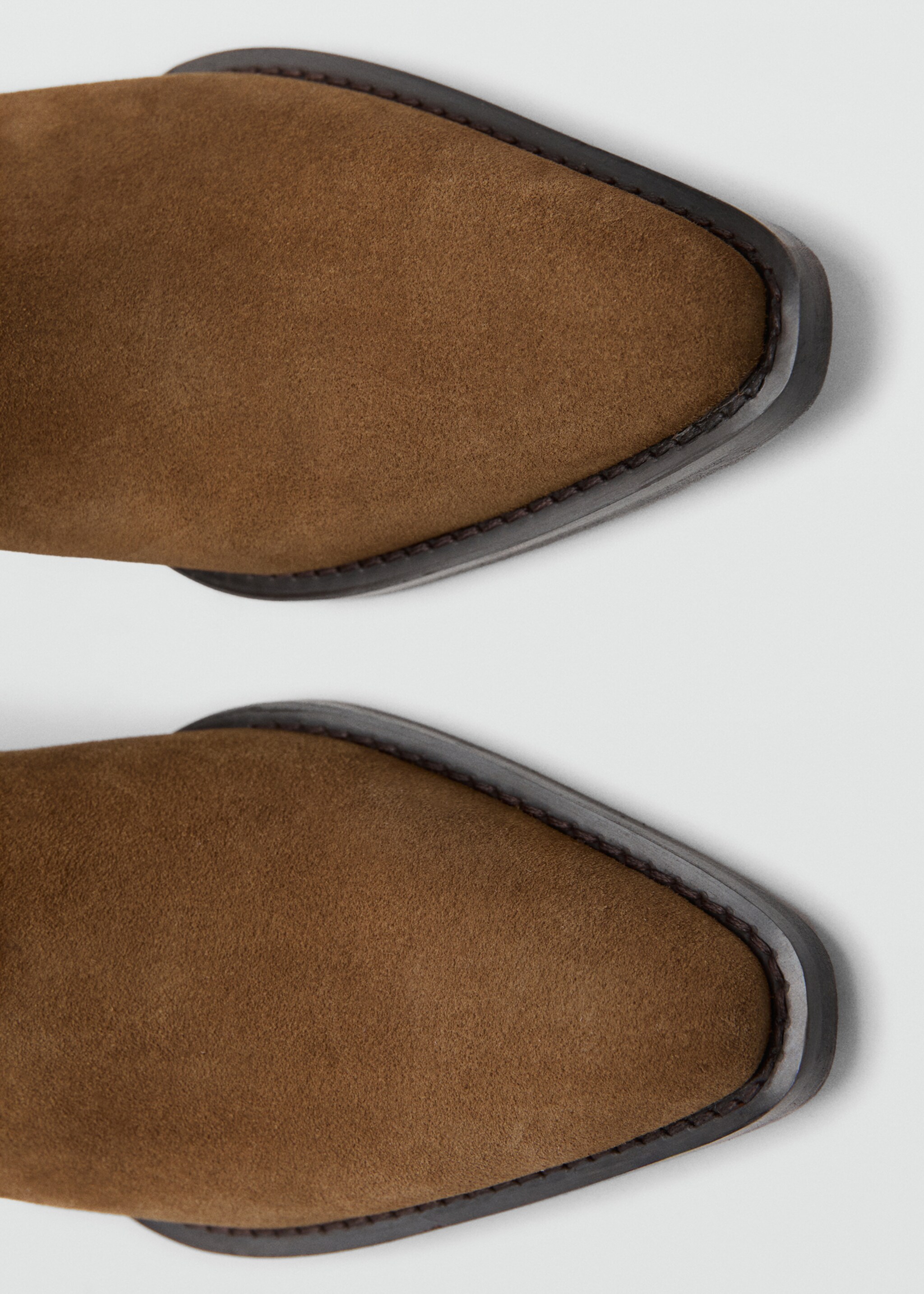 Suede block-heel boots - Details of the article 2, Tobacco Brown. Ref: 27065159-00.
