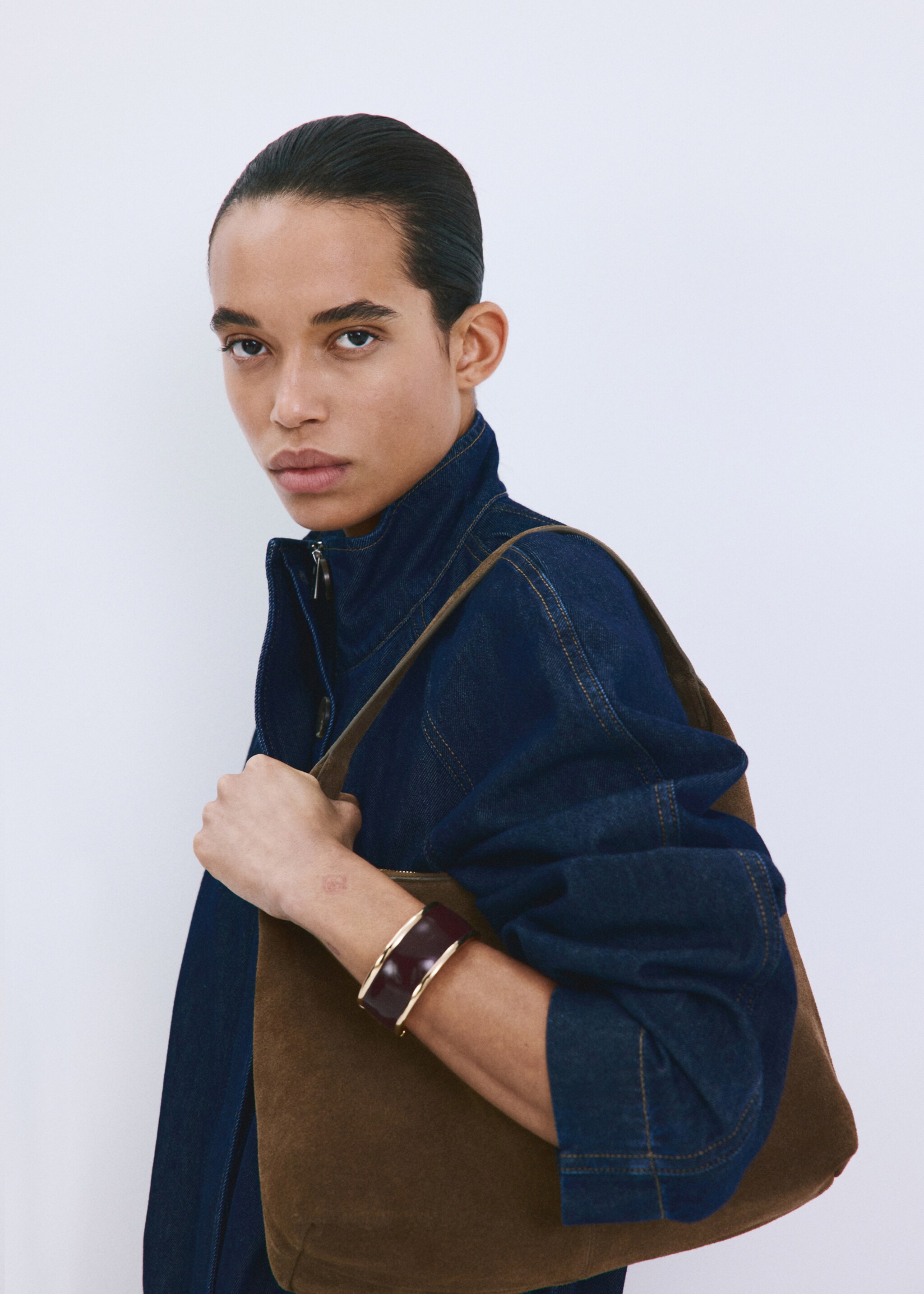 Polsera rígida volum - Detall de l'article 9, Daurat. Ref: 27065160-00.