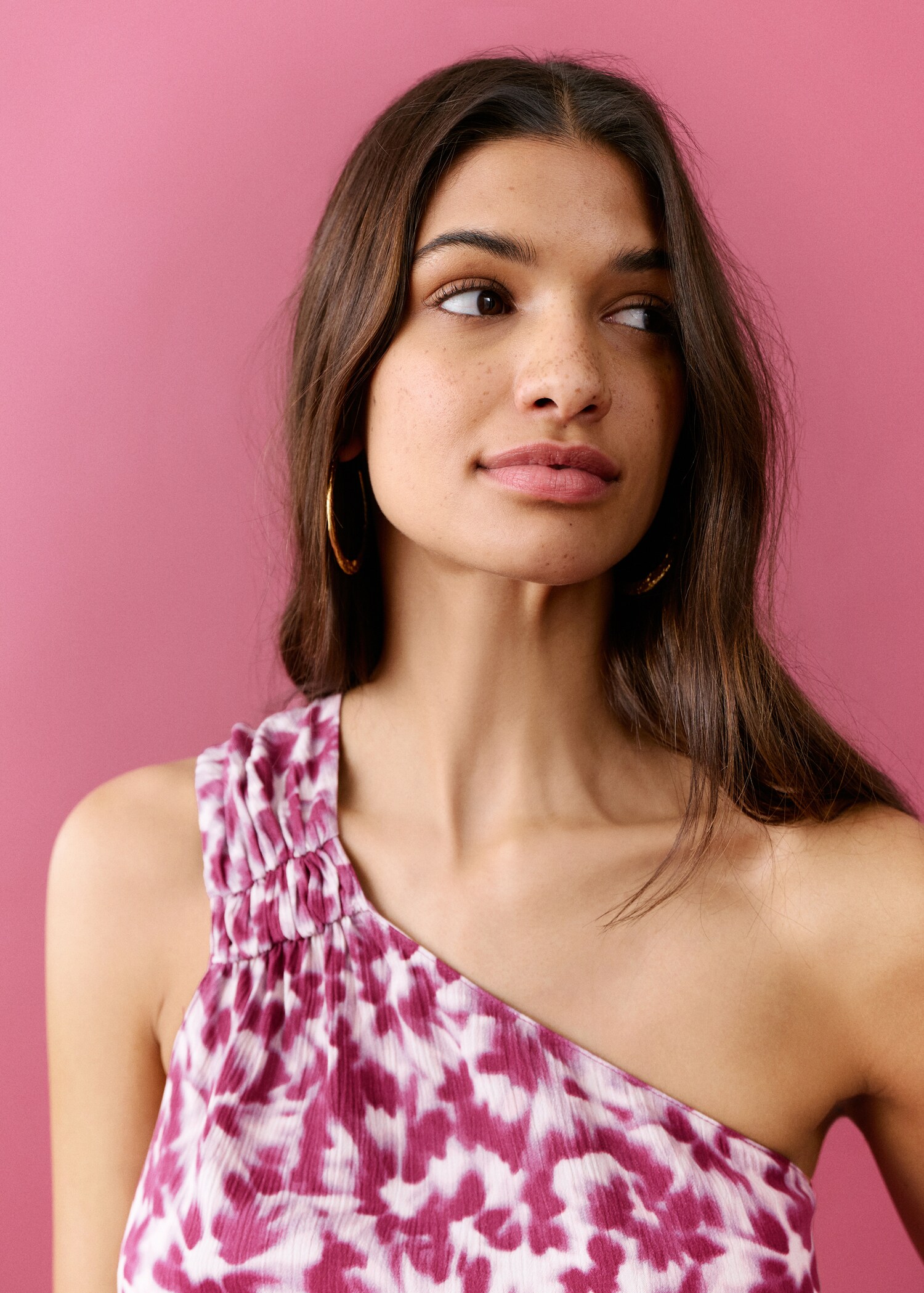 Asymmetric printed top - Details of the article 1