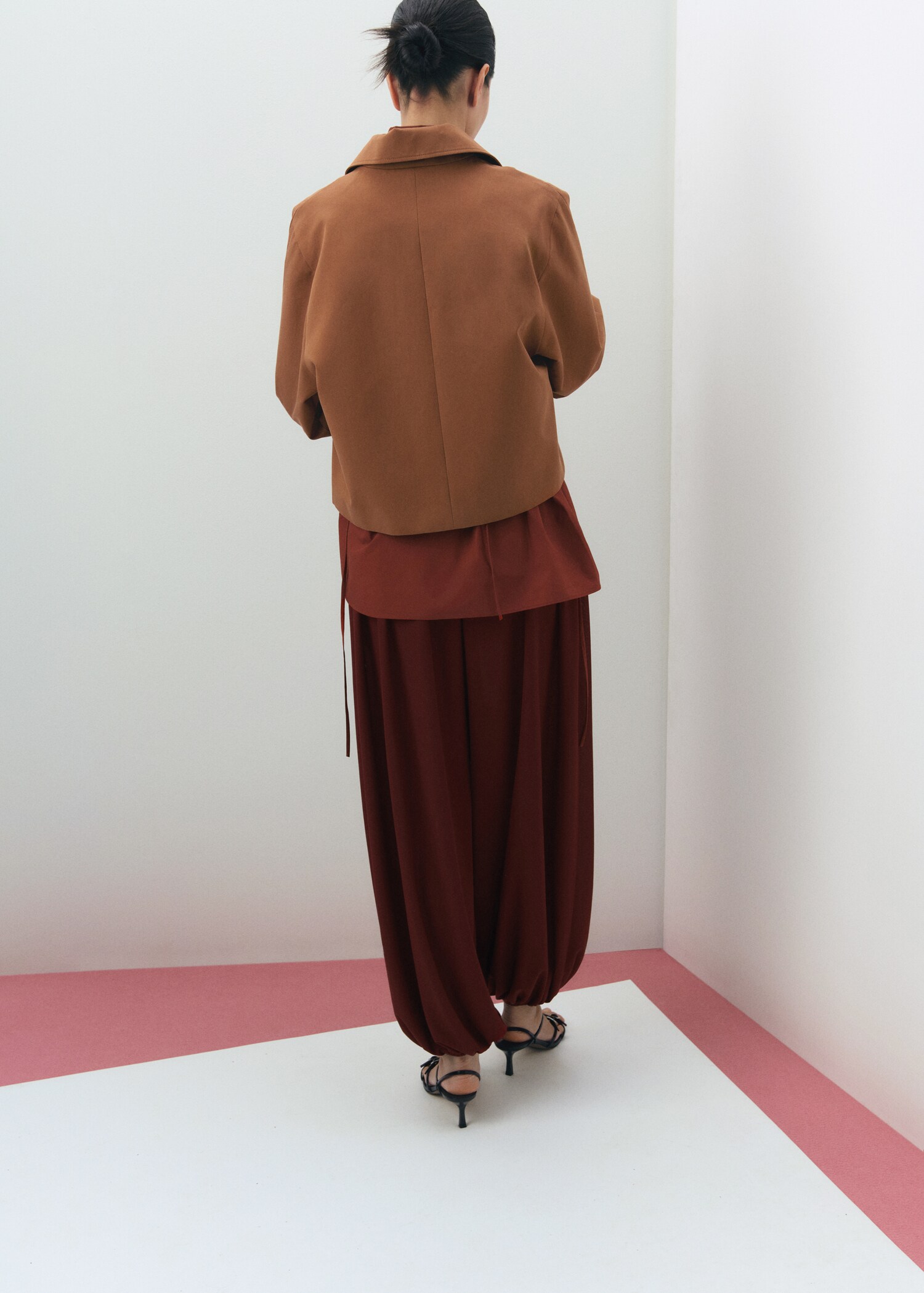 Cotton jacket with pockets - Reverse of the article