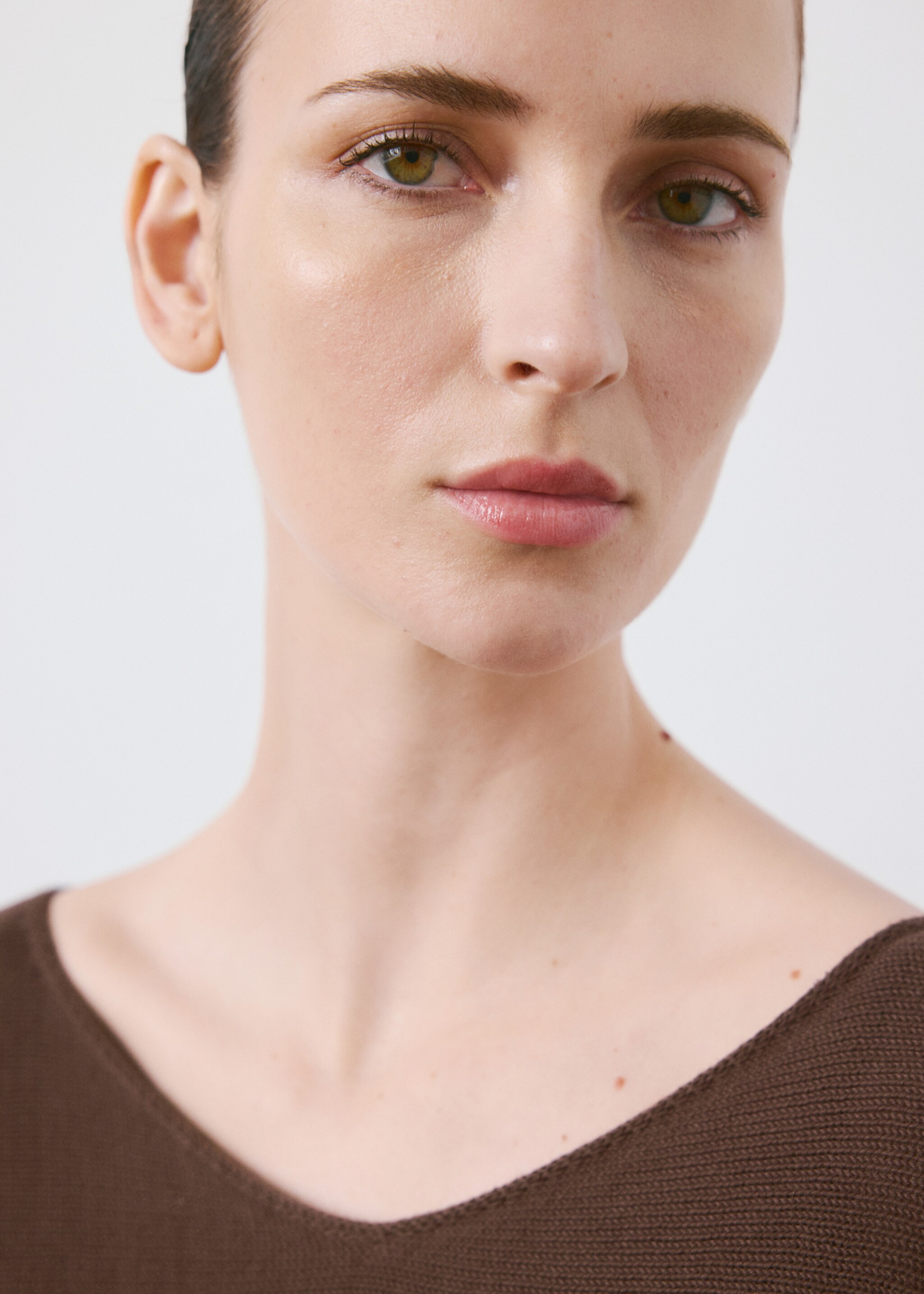 Knit belt sweater - Details of the article 1, Chocolate. Ref: 27065819-00.