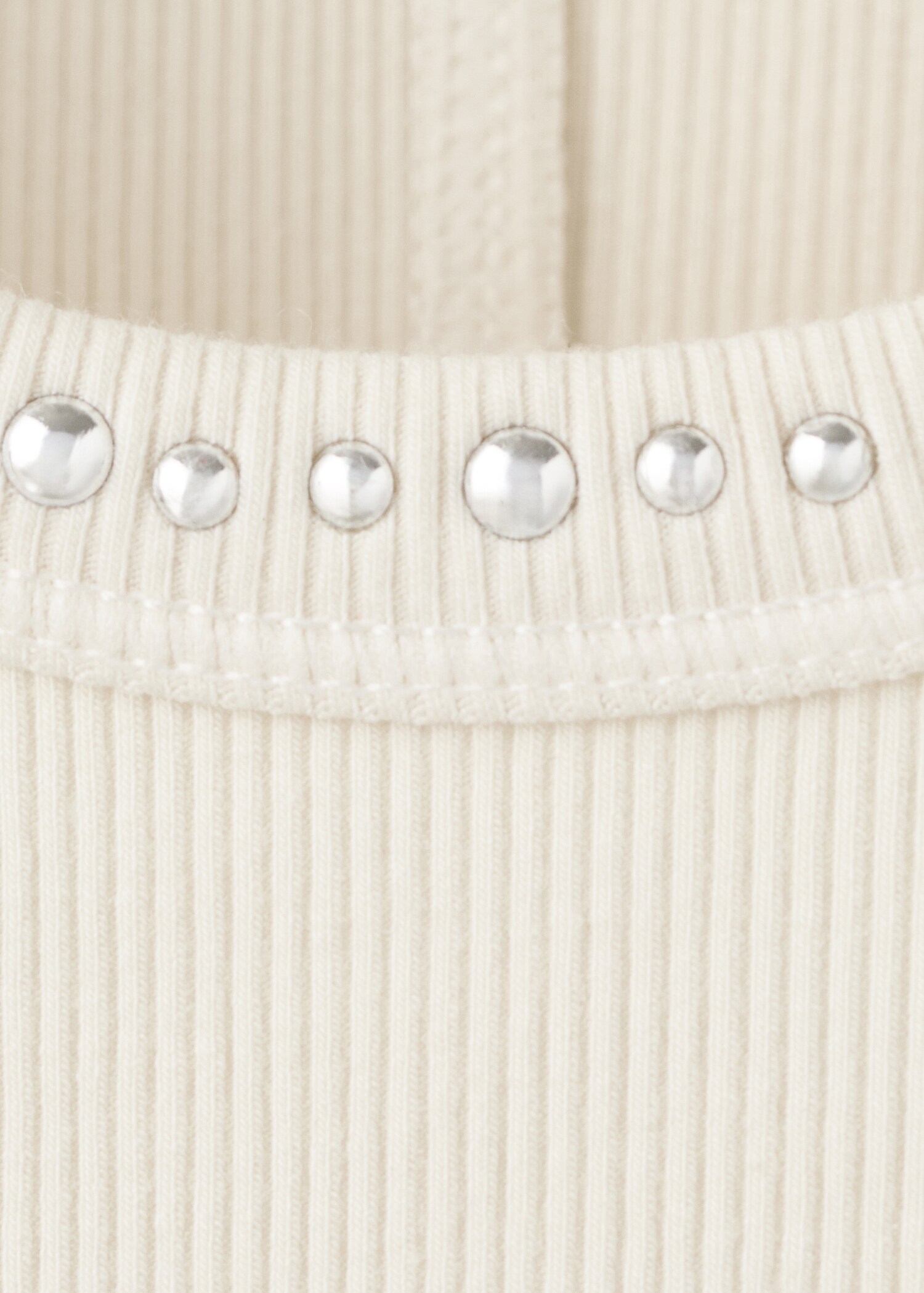 Top liserés clous - Détail de l'article 8