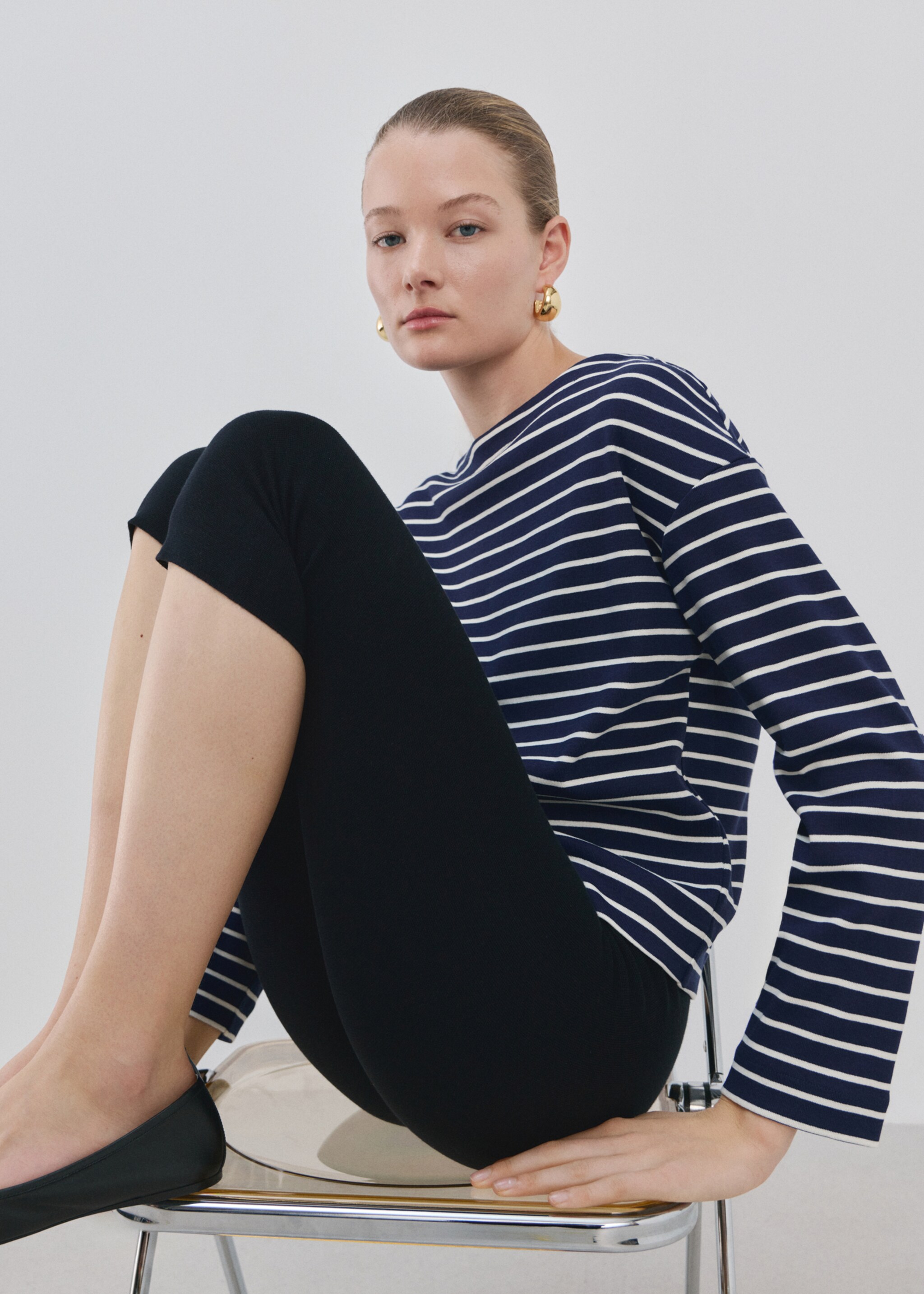 Sweat rayée à col bateau - Détail de l'article 2, Bleu marine. Ref: 27065823-00.