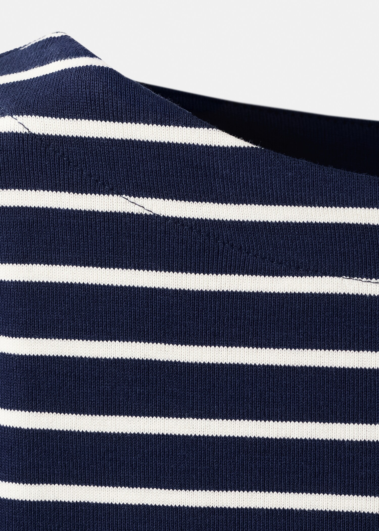 Striped boat neck sweatshirt - Details of the article 8