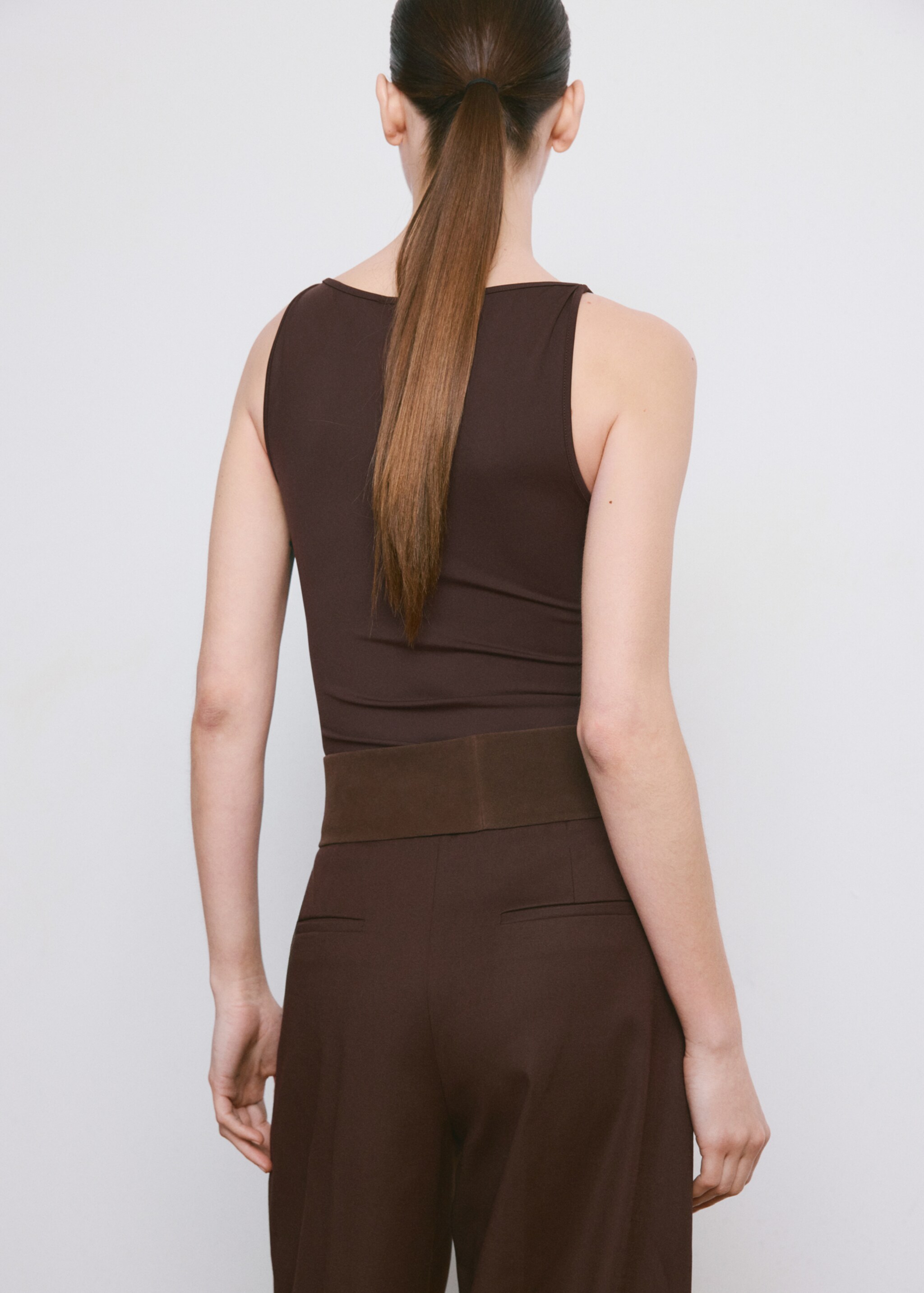 Fitted crop top - Reverse of the article, Brown. Ref: 27065827-00.