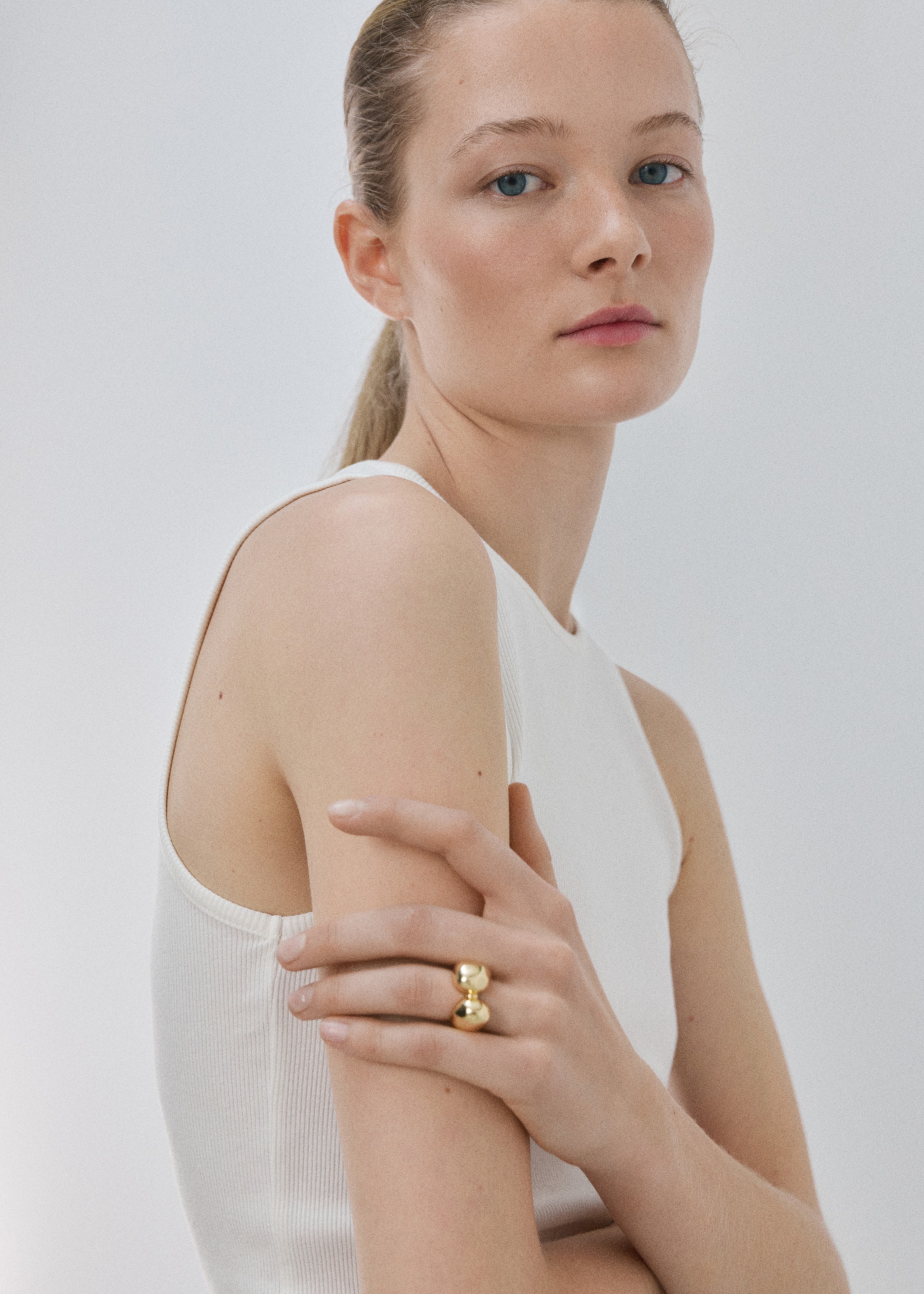 Top canalé algodón - Detalle del artículo 1, Blanco. Ref: 27065830-00.