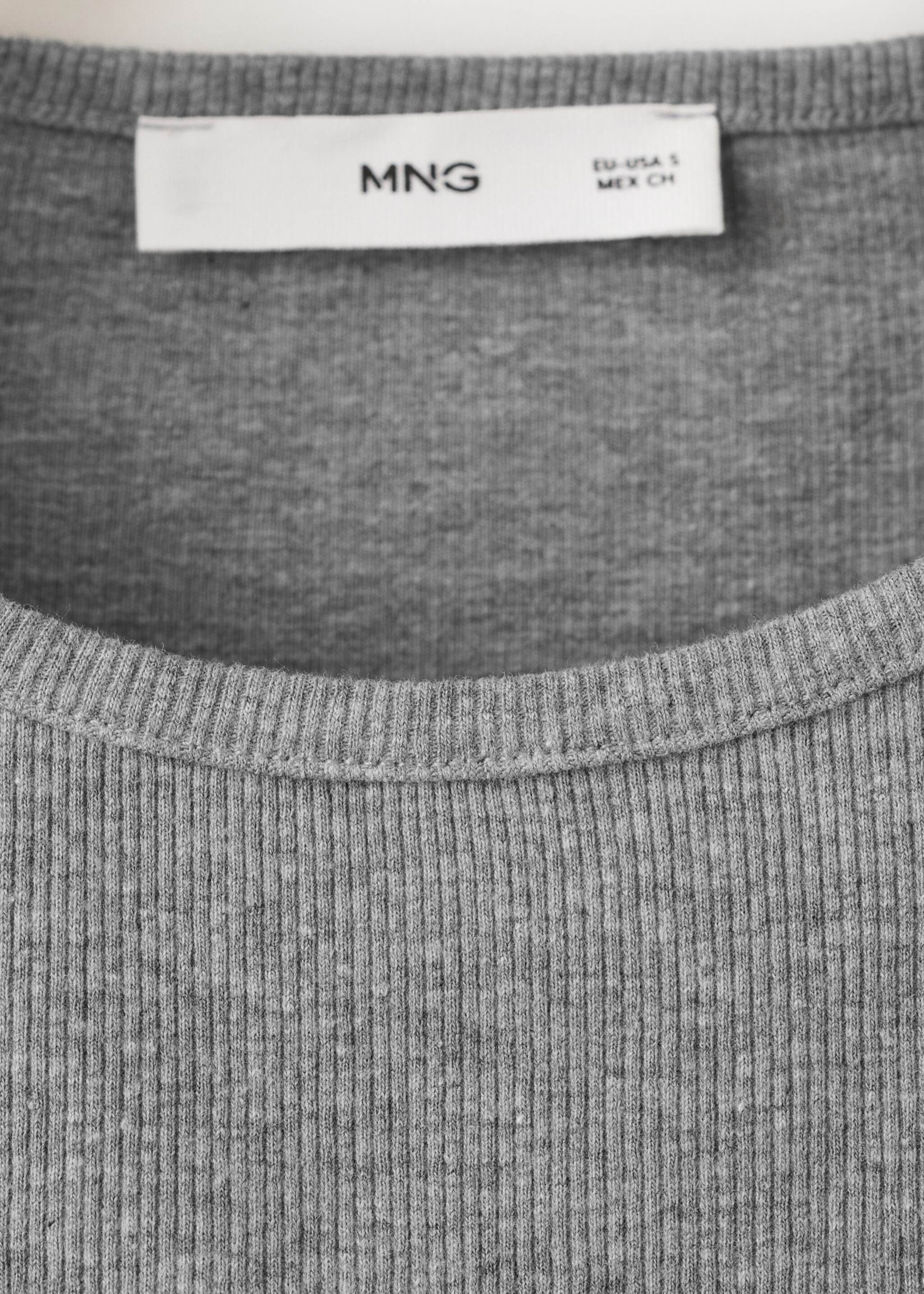 Top canalé algodón - Detalle del artículo 8, Gris medio vigoré. Ref: 27065830-00.