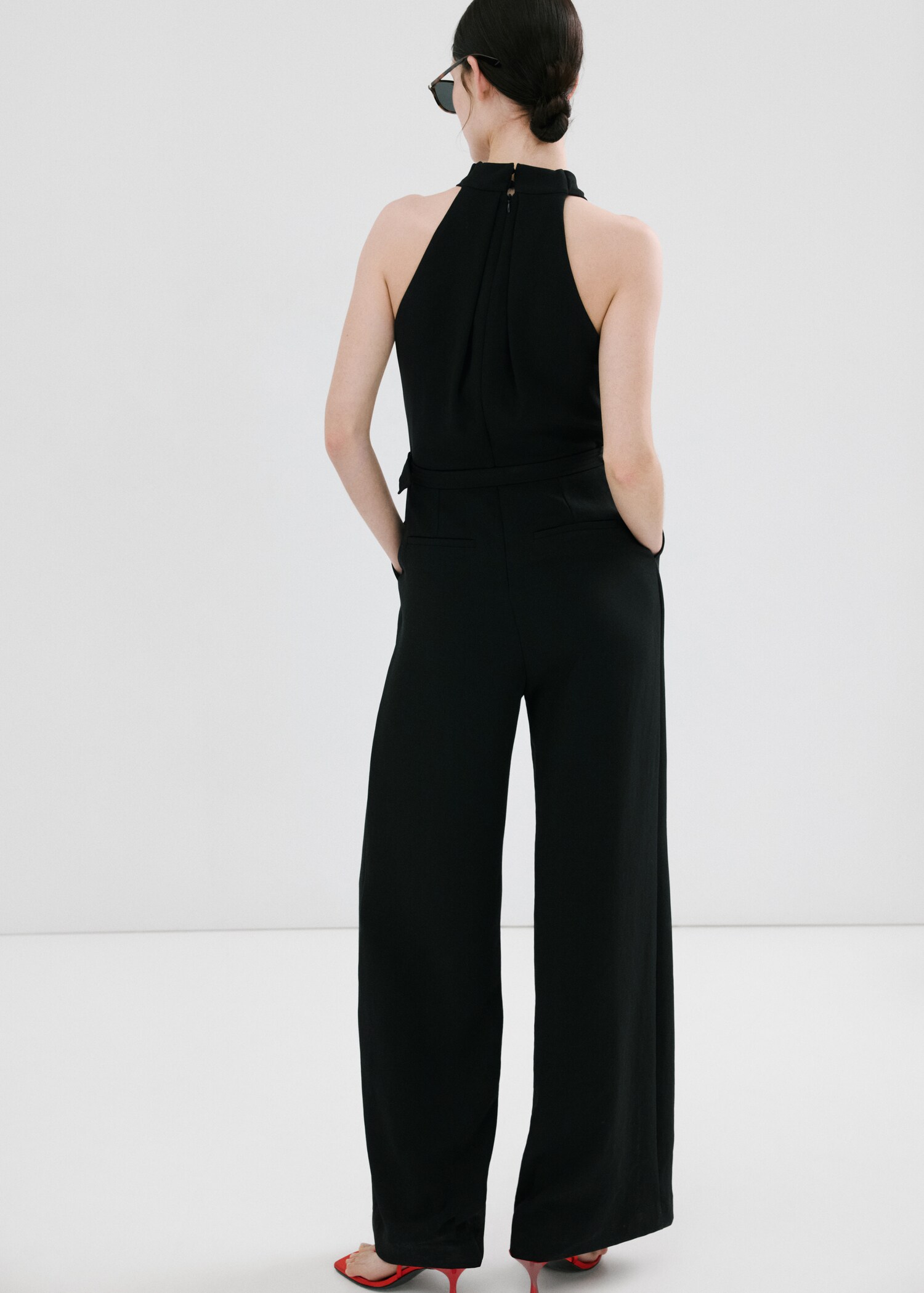 Belt wrap jumpsuit - Reverse of the article