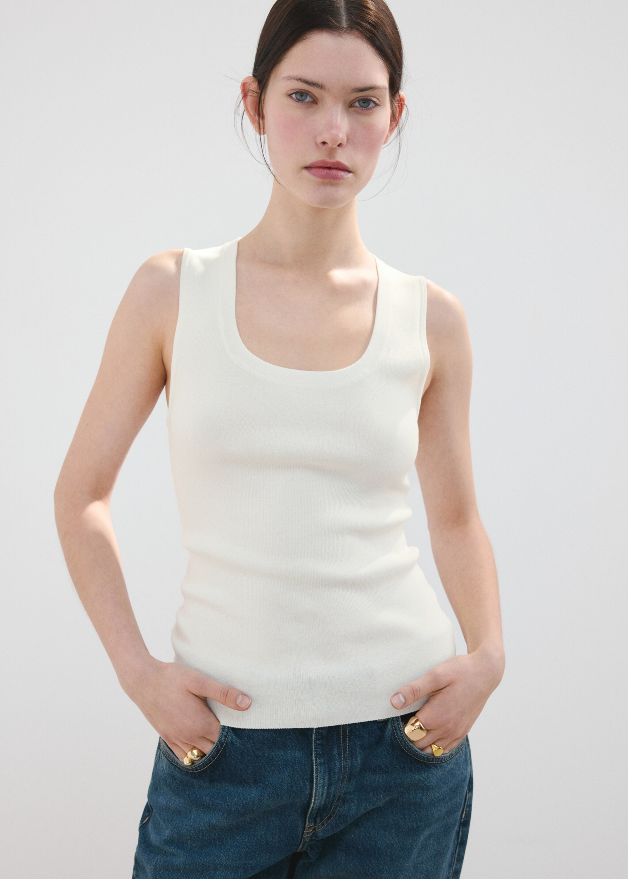 Round-neck knitted top - Medium plane, Ecru. Ref: 27065834-00.