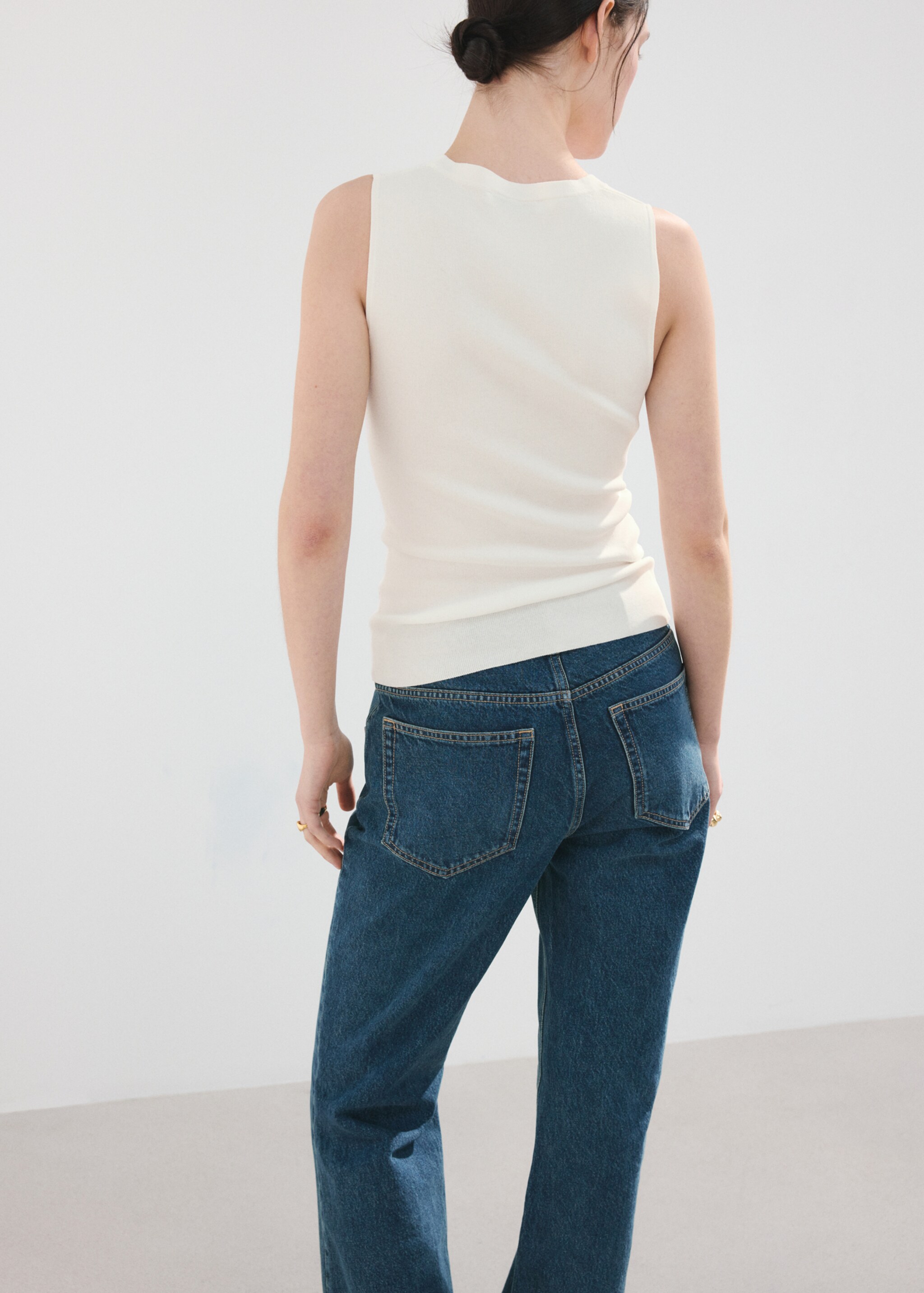 Round-neck knitted top - Reverse of the article, Ecru. Ref: 27065834-00.