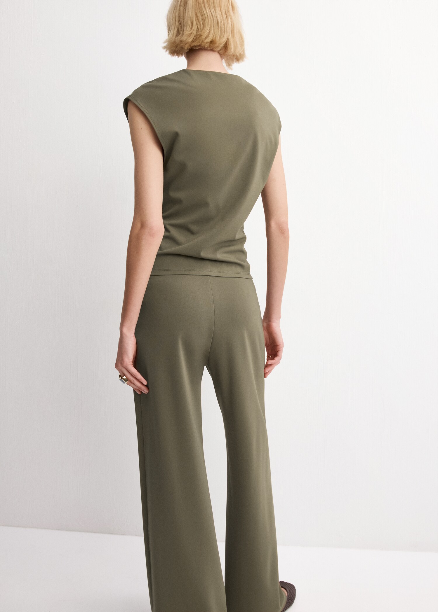 T-shirt met gesmokte details - Achterkant van het artikel