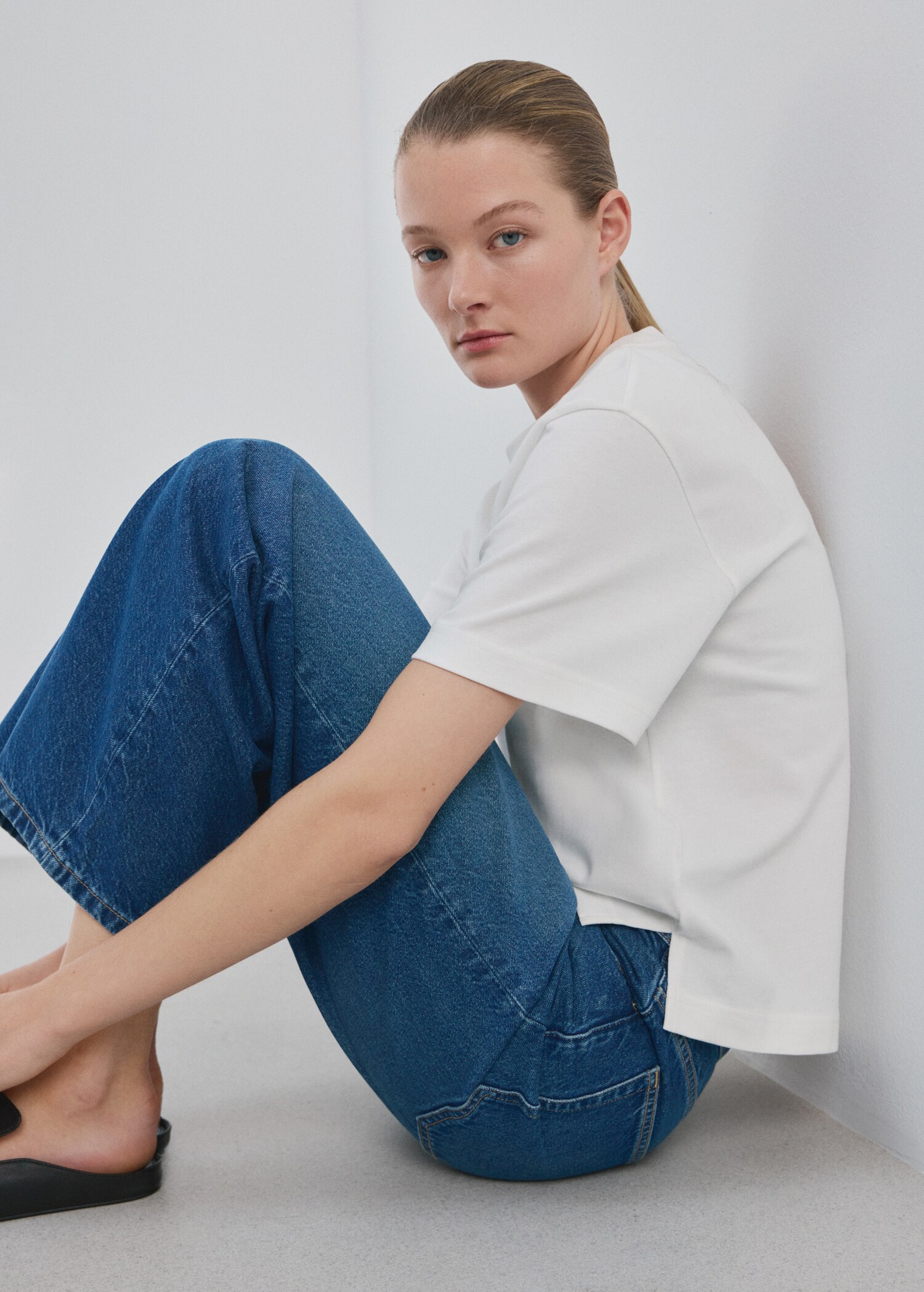 Oversized cotton t-shirt - Details of the article 2