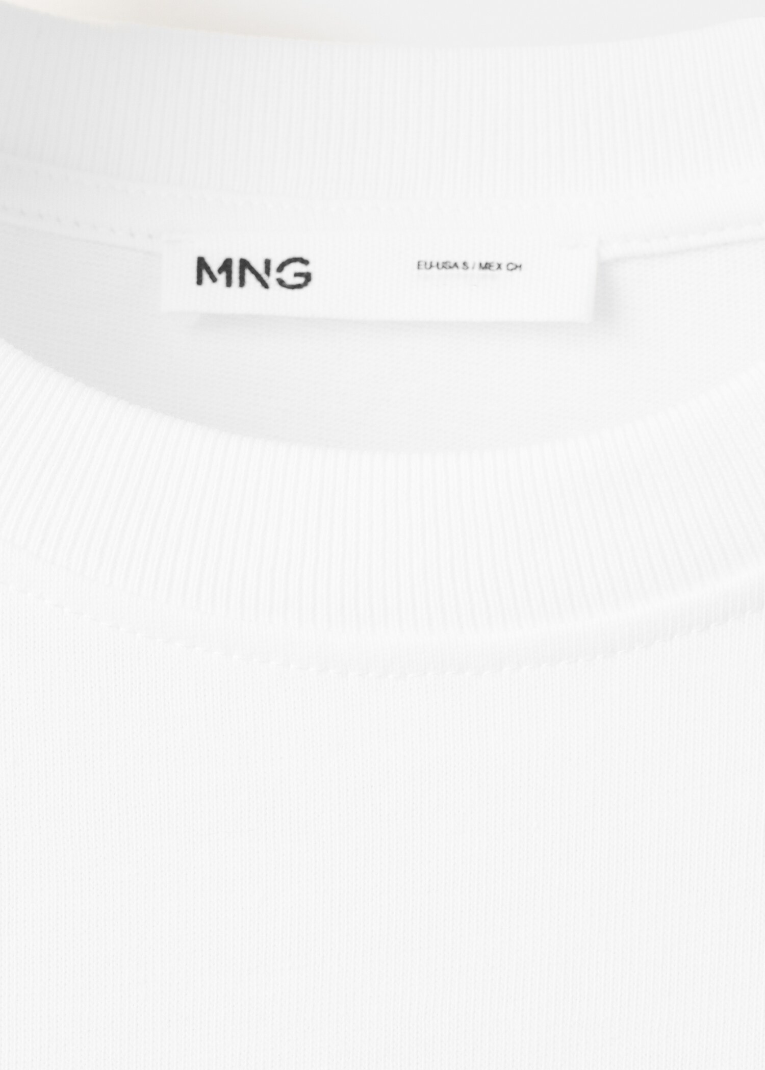 Oversized cotton t-shirt - Details of the article 8