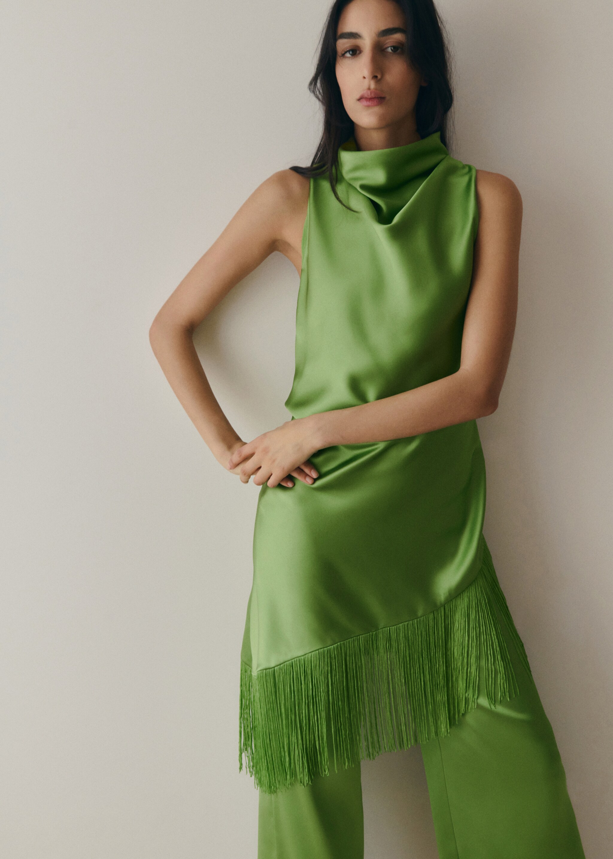 Asymmetric fringed blouse - Medium plane, Green. Ref: 27065839-00.