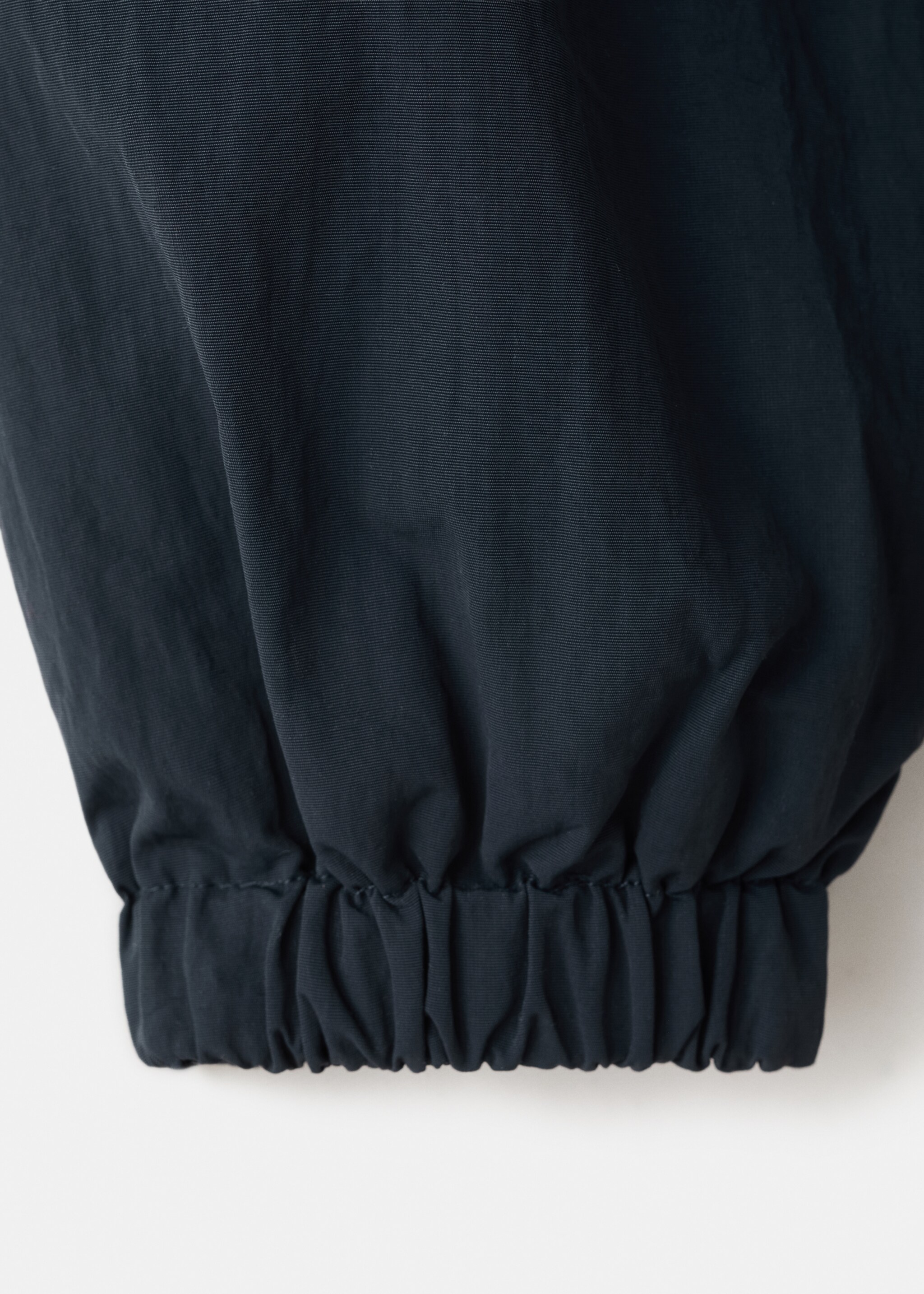 Hooded jacket - Details of the article 8, Navy. Ref: 27065927-00.