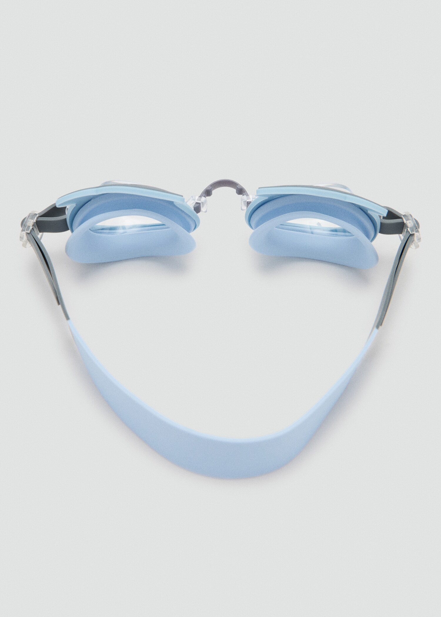 Snorkeling gogg shark - Details of the article 1