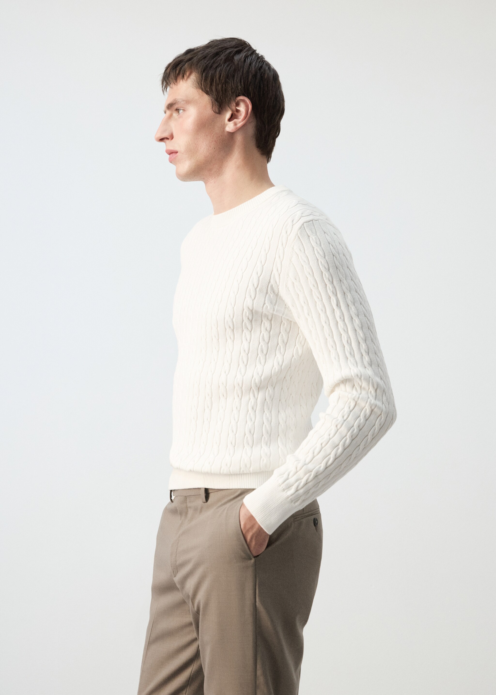 100% cotton cable knit sweater - Details of the article 2, Off White. Ref: 27065939-00.