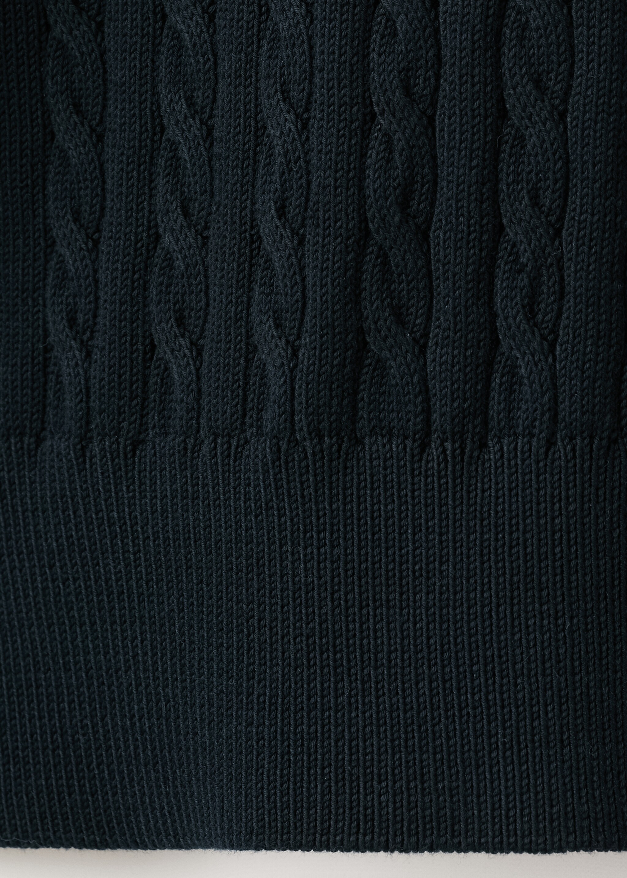 100% cotton cable knit sweater - Details of the article 0, Night Blue. Ref: 27065939-00.