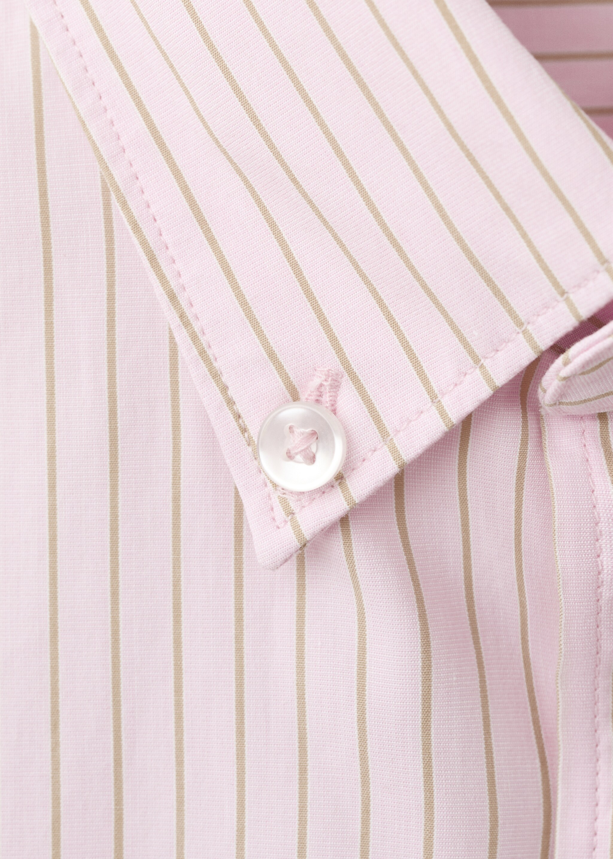 100% cotton relaxed fit striped shirt - Details of the article 8, Pastel Pink. Ref: 27065945-00.