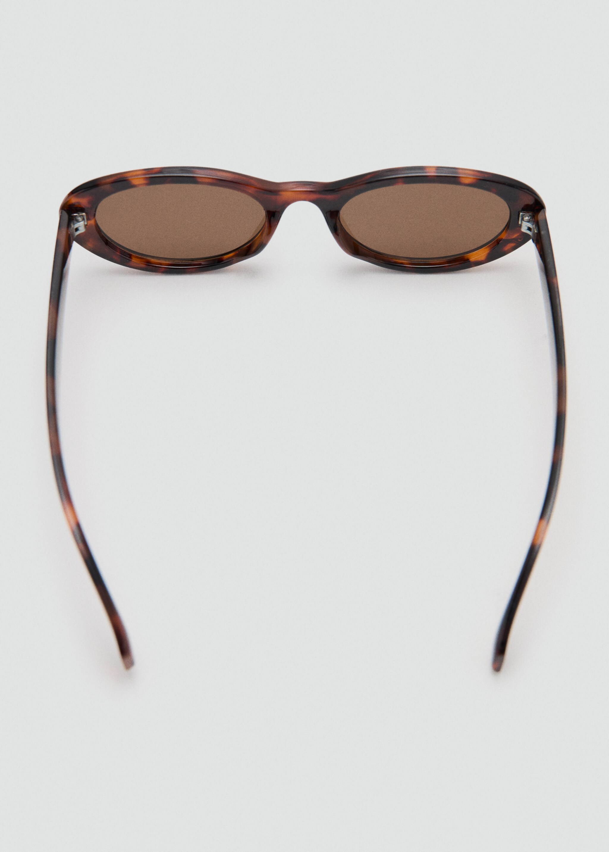 Resin frame sunglasses - Details of the article 1, Chocolate. Ref: 27065950-00.