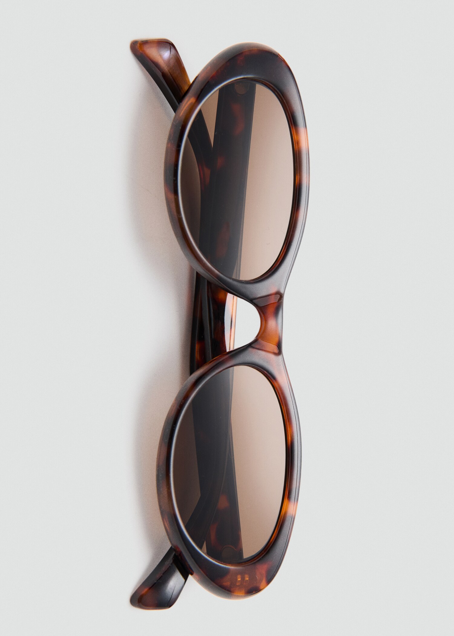 Resin frame sunglasses - Details of the article 2