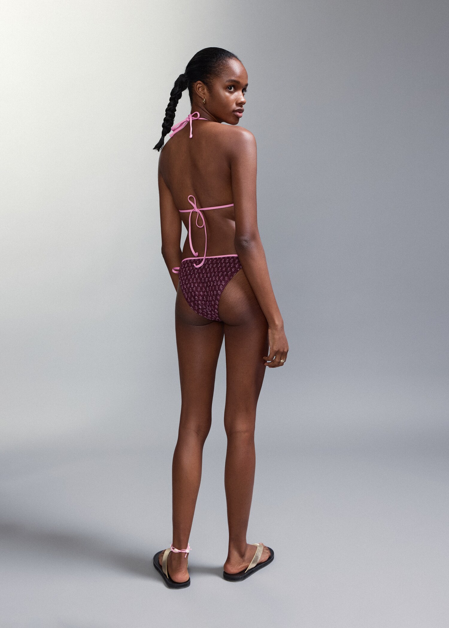 Ruched bikini with mid-rise bottoms - Reverse of the article