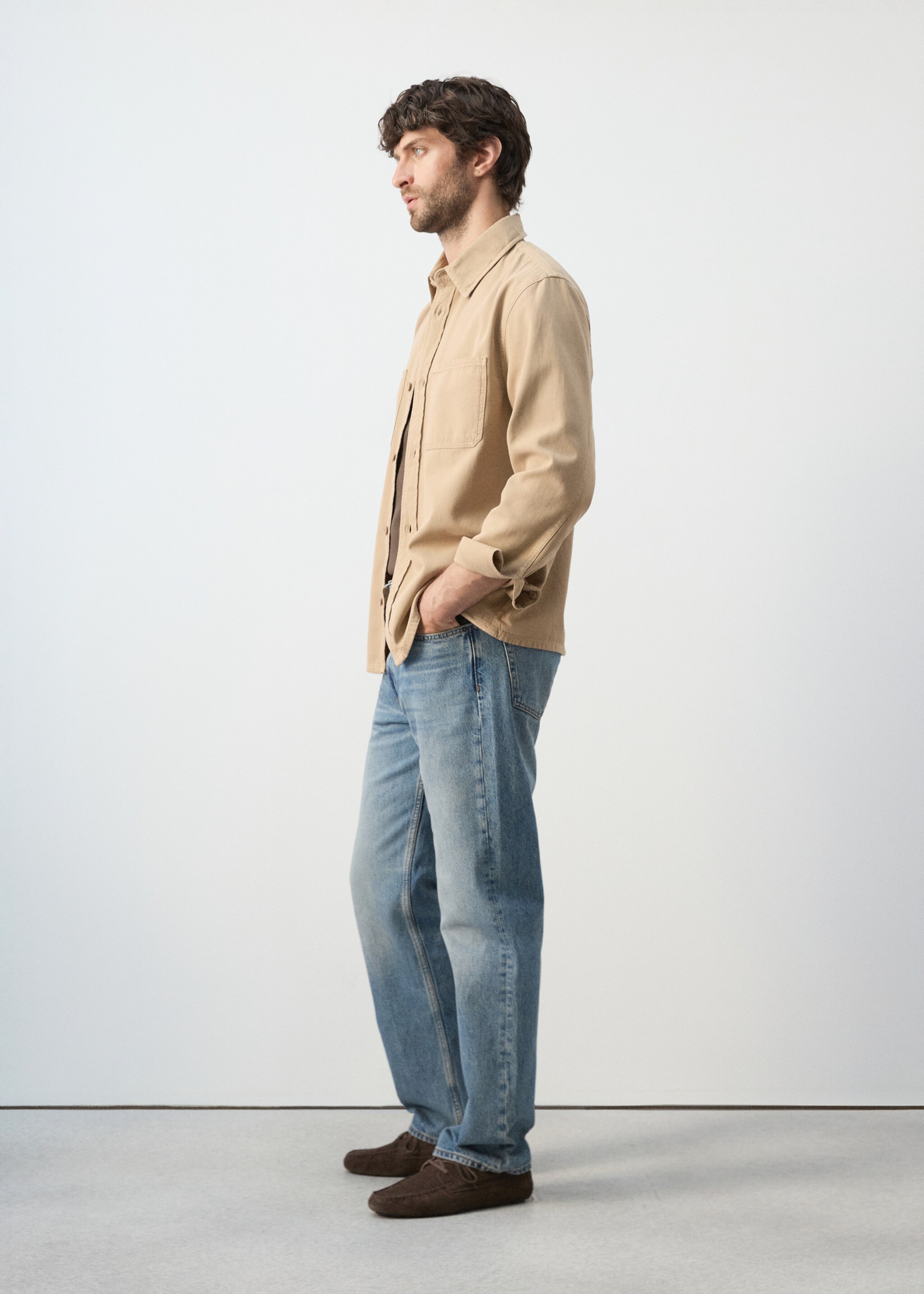 100% cotton overshirt with pockets - Details of the article 2, Beige. Ref: 27065968-00.
