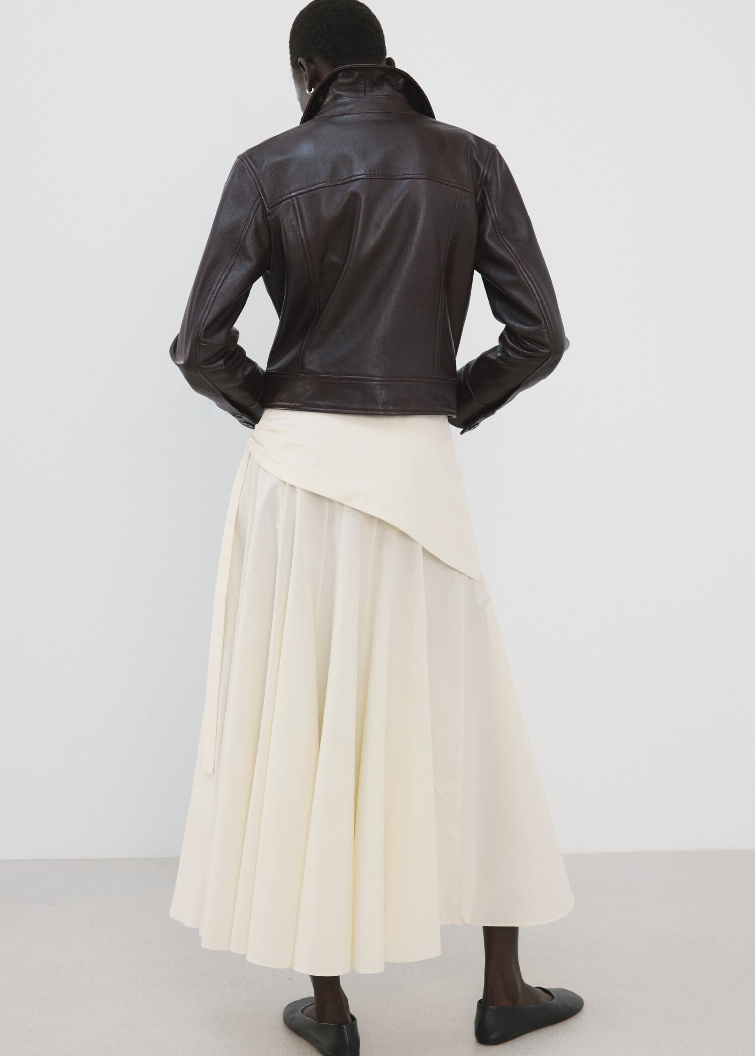 A-line skirt with handkerchief detail - Reverse of the article