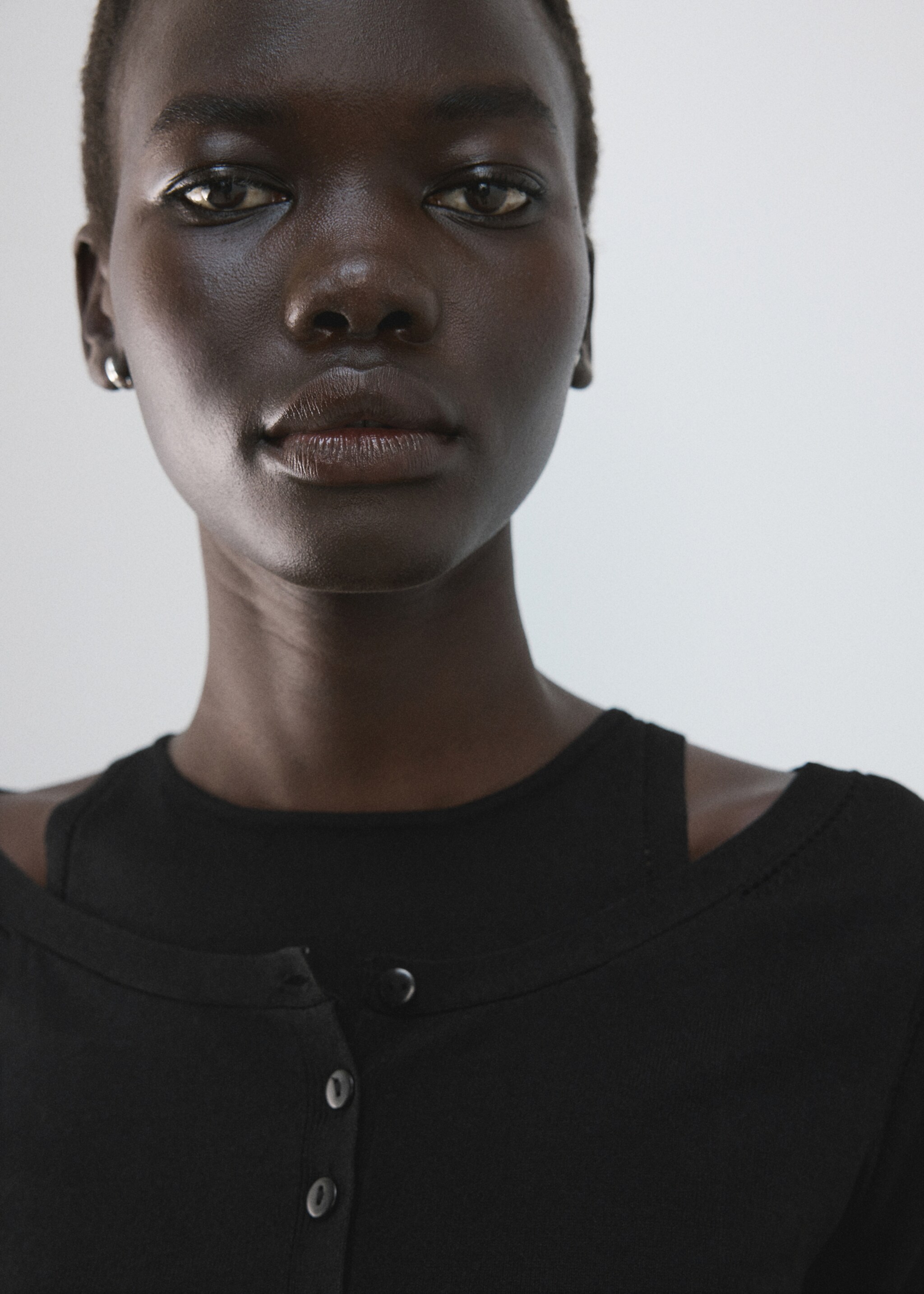 سترة محبوكة متناسقة - تفاصيل المنتج 1, أسود. Ref: 27065979-00.