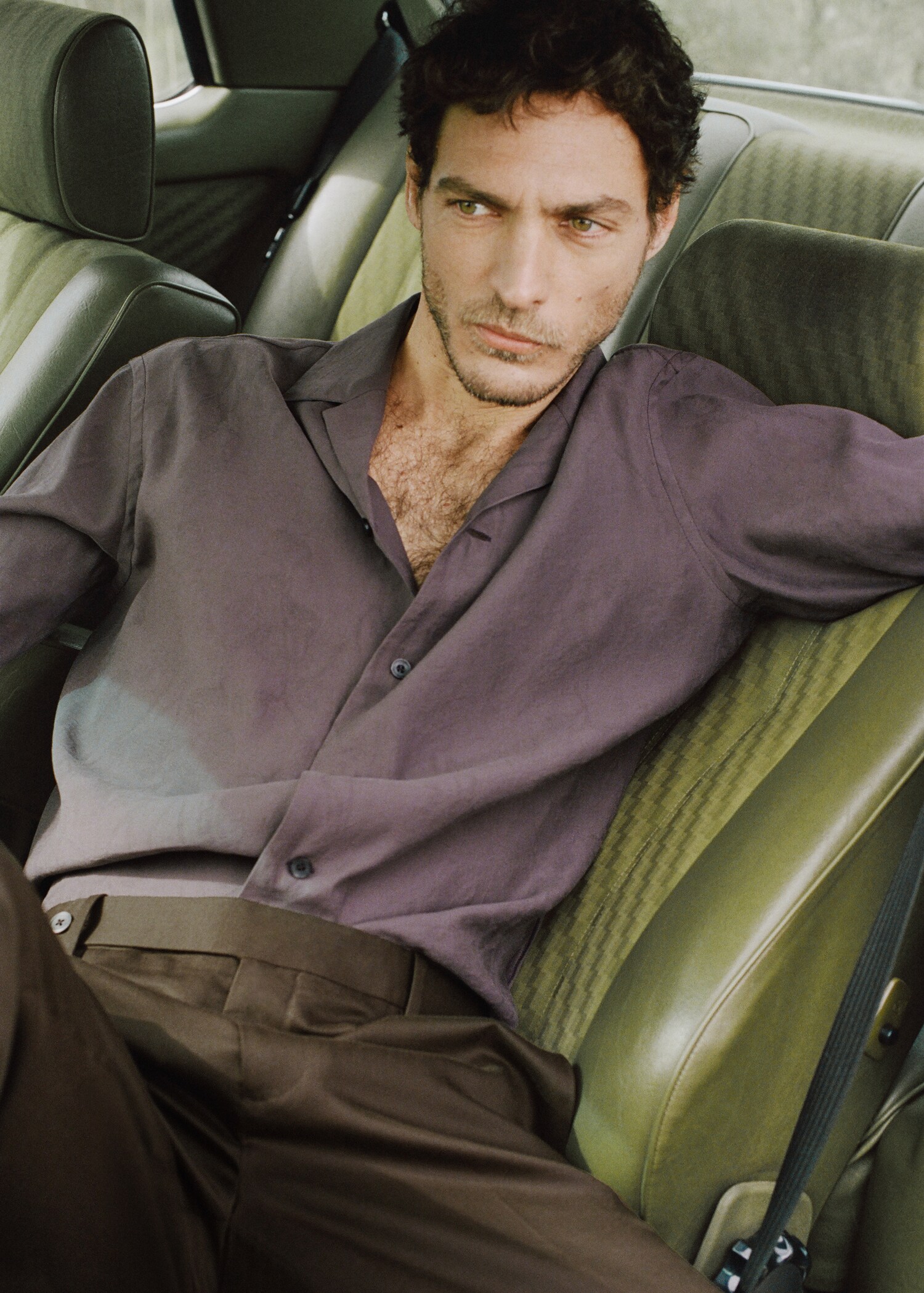 Camisa fluida cuello bowling - Detalle del artículo 5