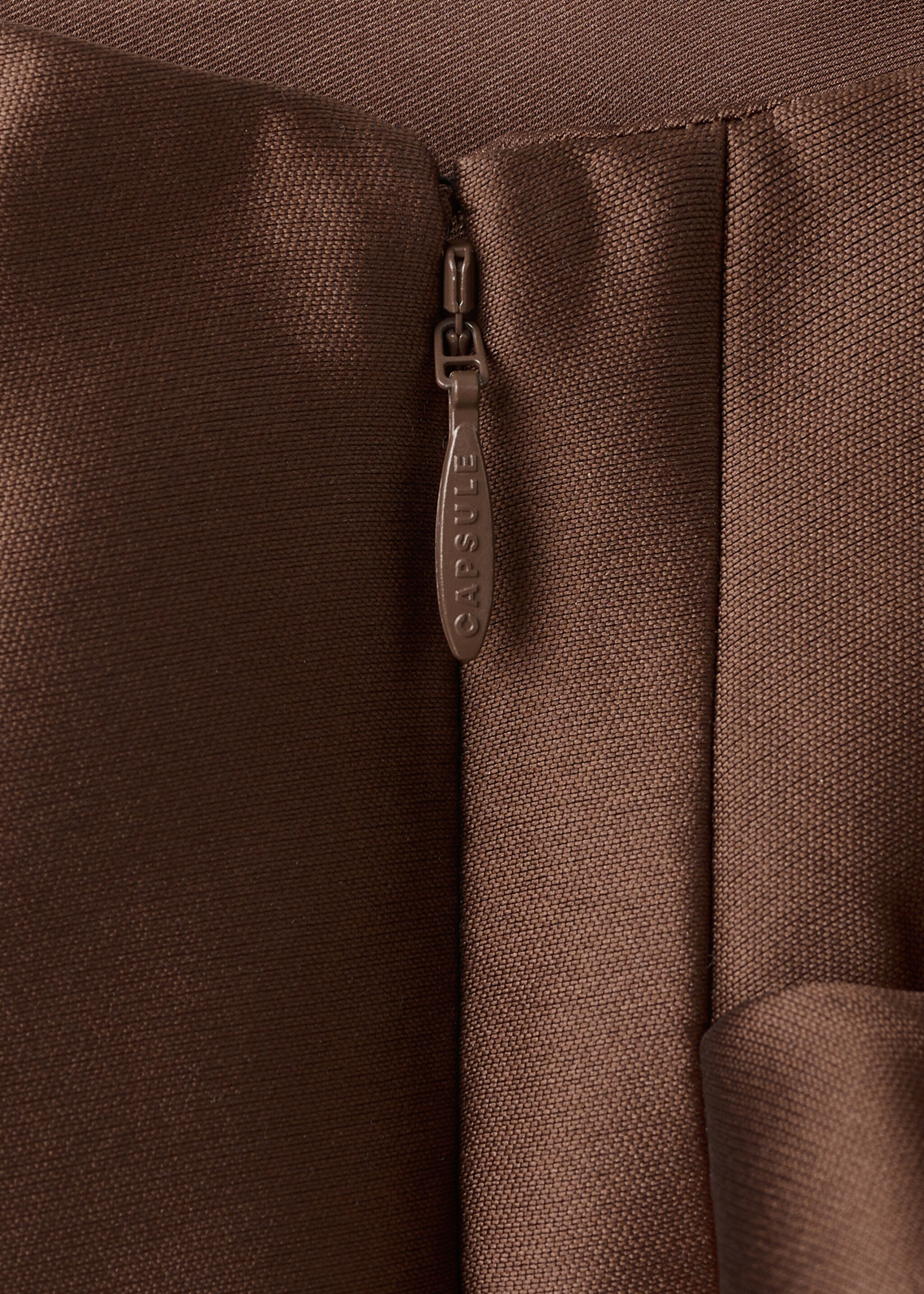 Vestido asimétrico drapeado - Detalle del artículo 8, Marrón. Ref: 27065993-00.