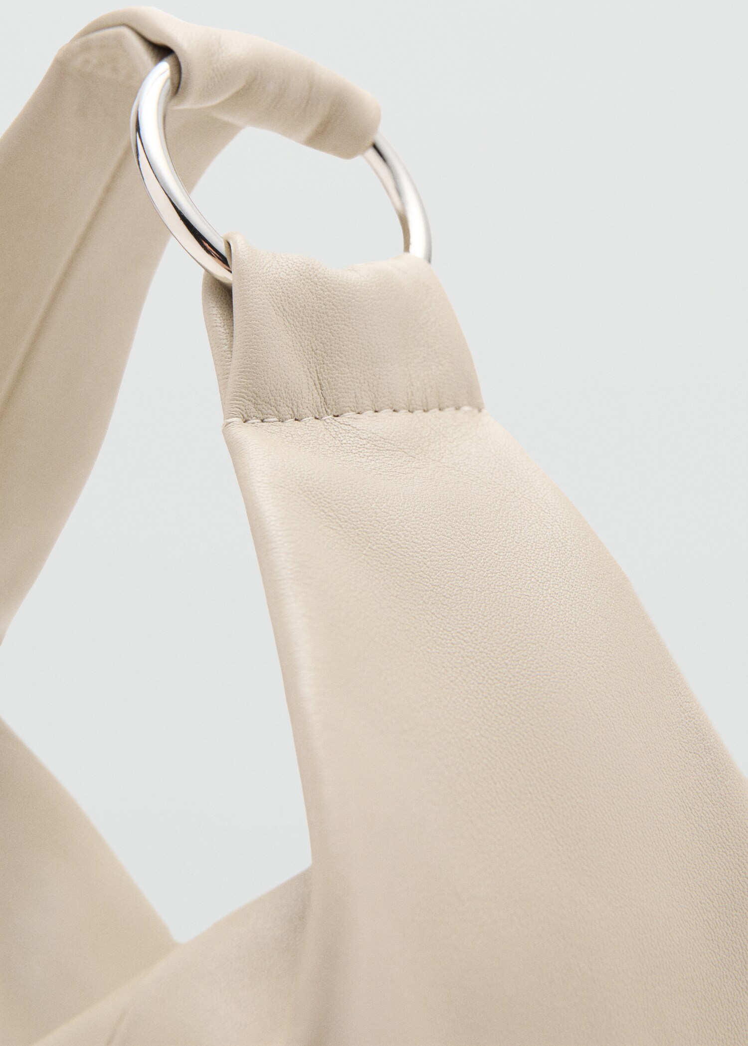 Leather shoulder bag with buckle - Details of the article 1