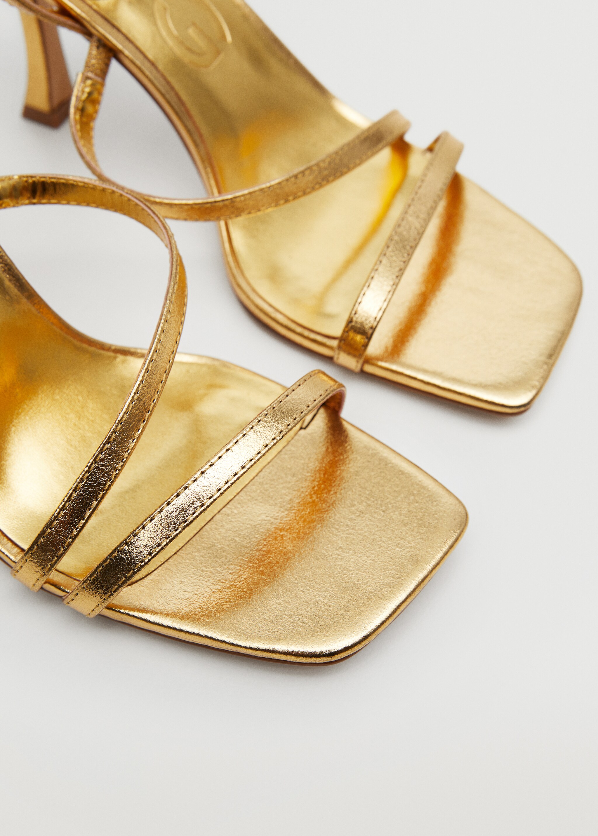 Metallic strap sandals - Details of the article 2