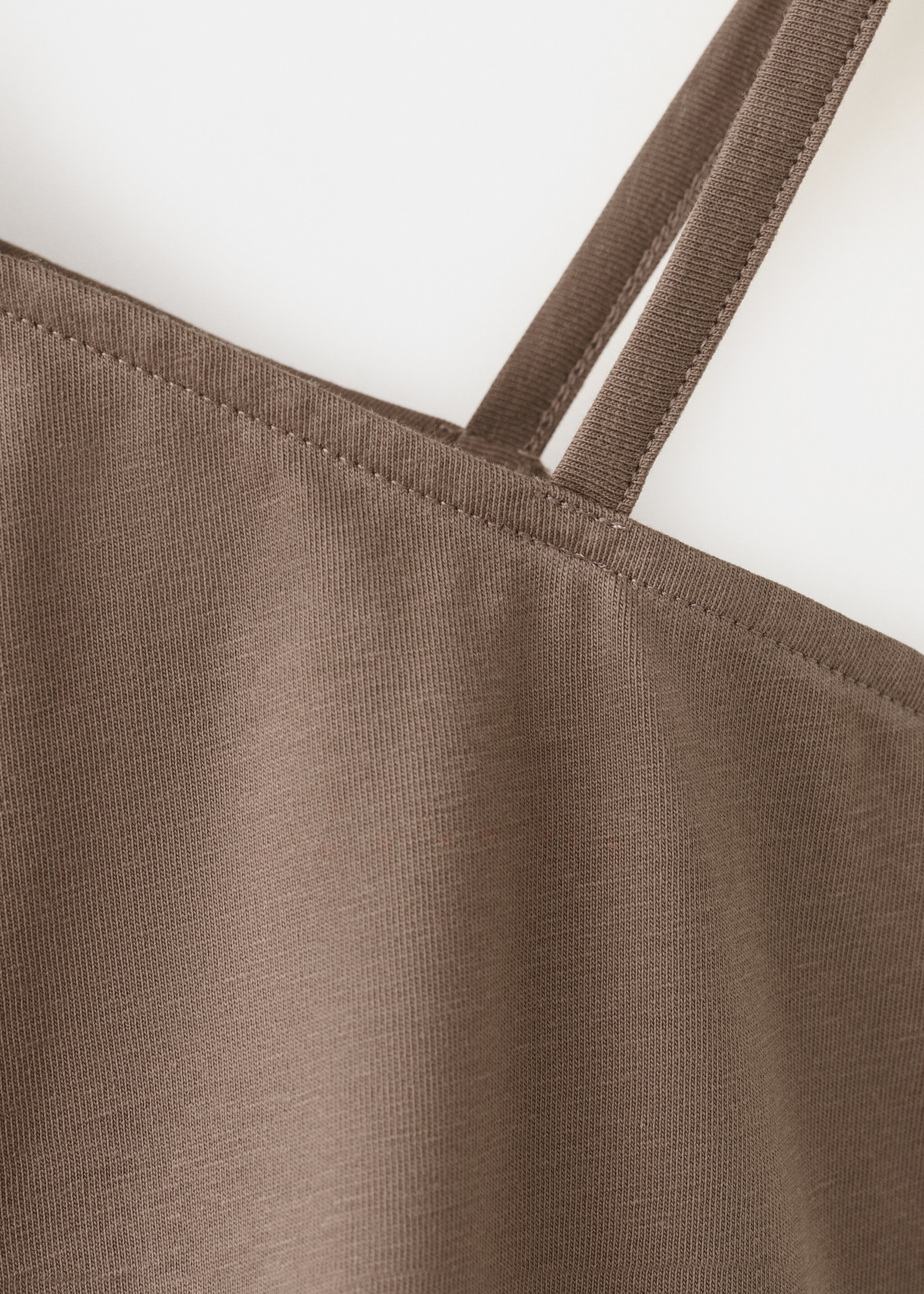 Cut-out t-shirt - Details of the article 8, Brown. Ref: 27066338-00.