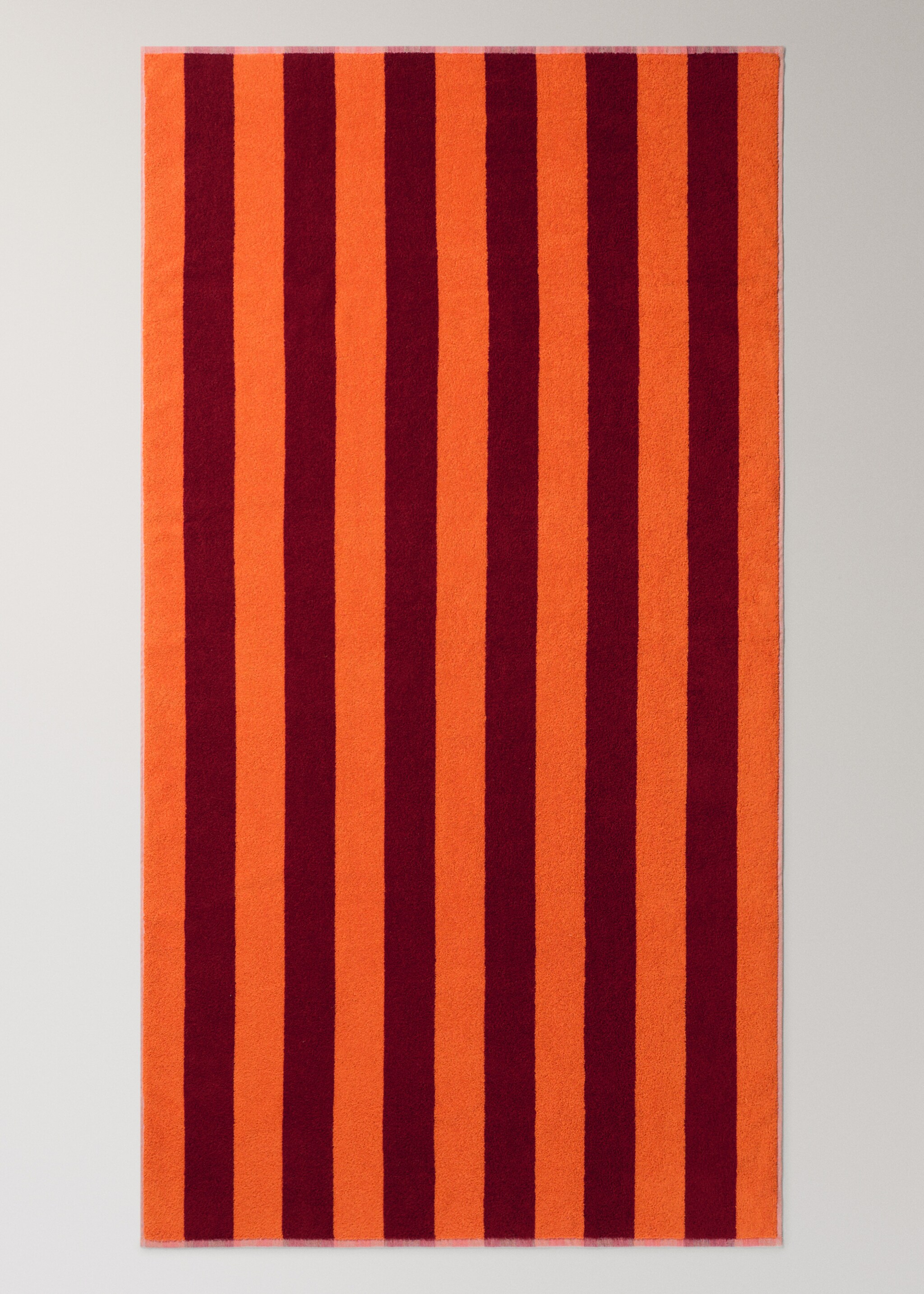 Reversible striped beach towel - Details of the article 3, Orange. Ref: 27066352-00.